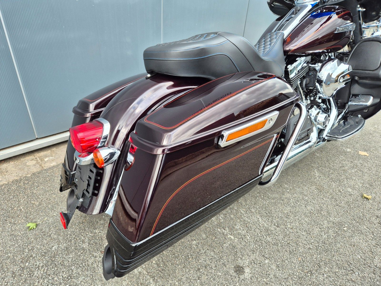 Fahrzeugabbildung Harley-Davidson FLHTCU °°E-GLIDE BAGGER°° -5HD-DEUTSCHES BIKE-