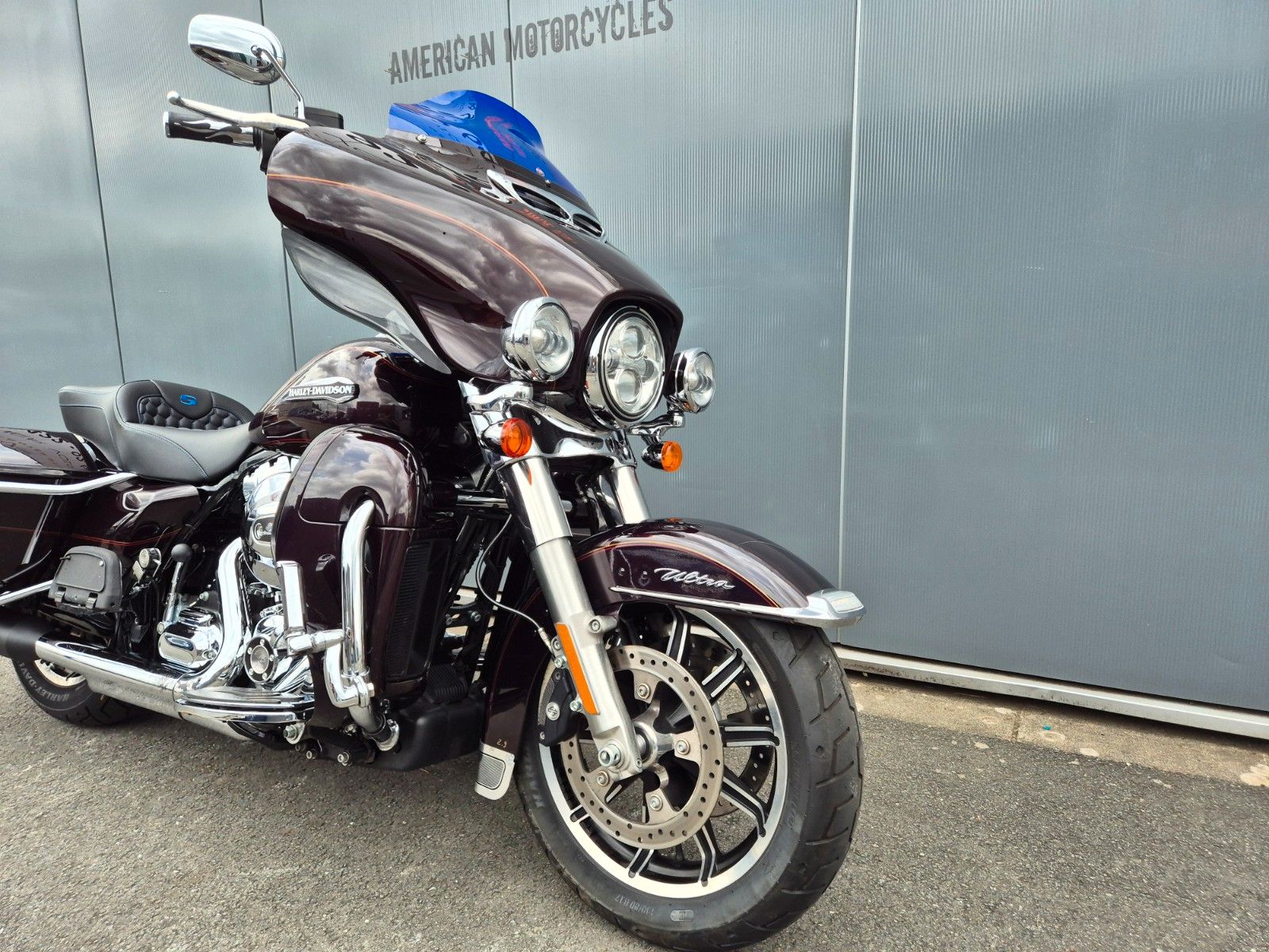 Fahrzeugabbildung Harley-Davidson FLHTCU °°E-GLIDE BAGGER°° -5HD-DEUTSCHES BIKE-