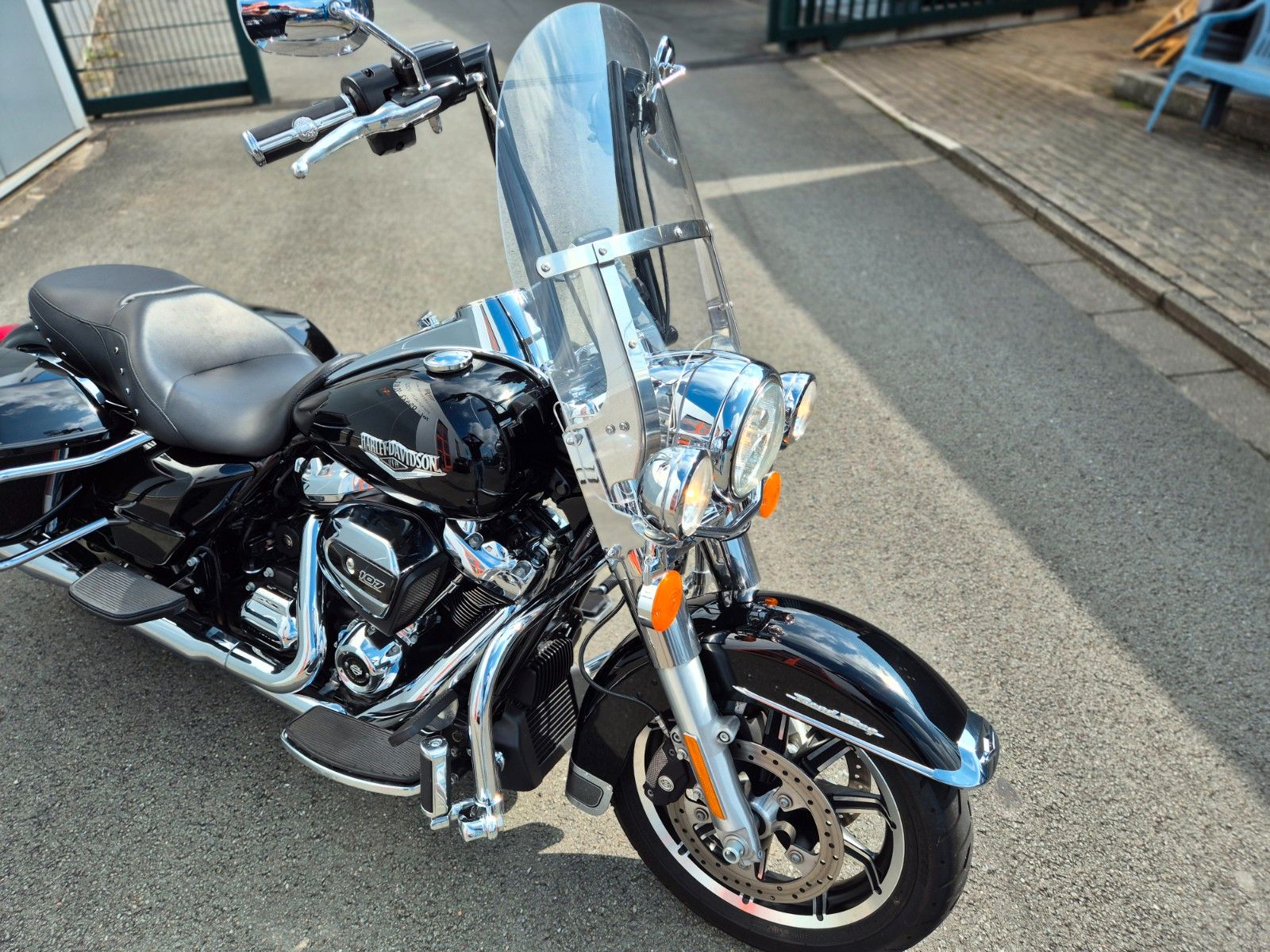 Fahrzeugabbildung Harley-Davidson FLHR°°ROAD KING°° 5HD1- 1.HAND - TOP -