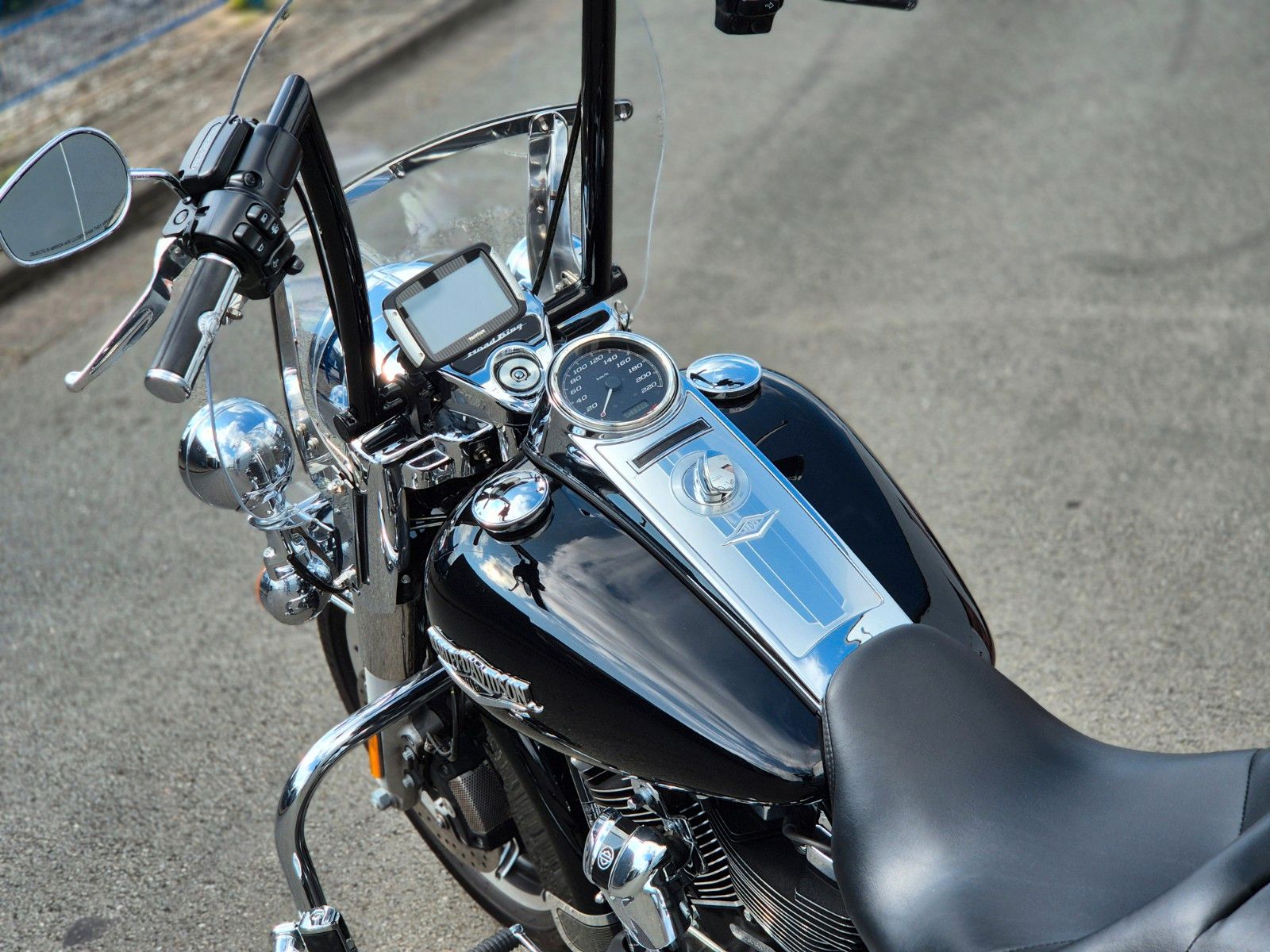 Fahrzeugabbildung Harley-Davidson FLHR°°ROAD KING°° 5HD1- 1.HAND - TOP -
