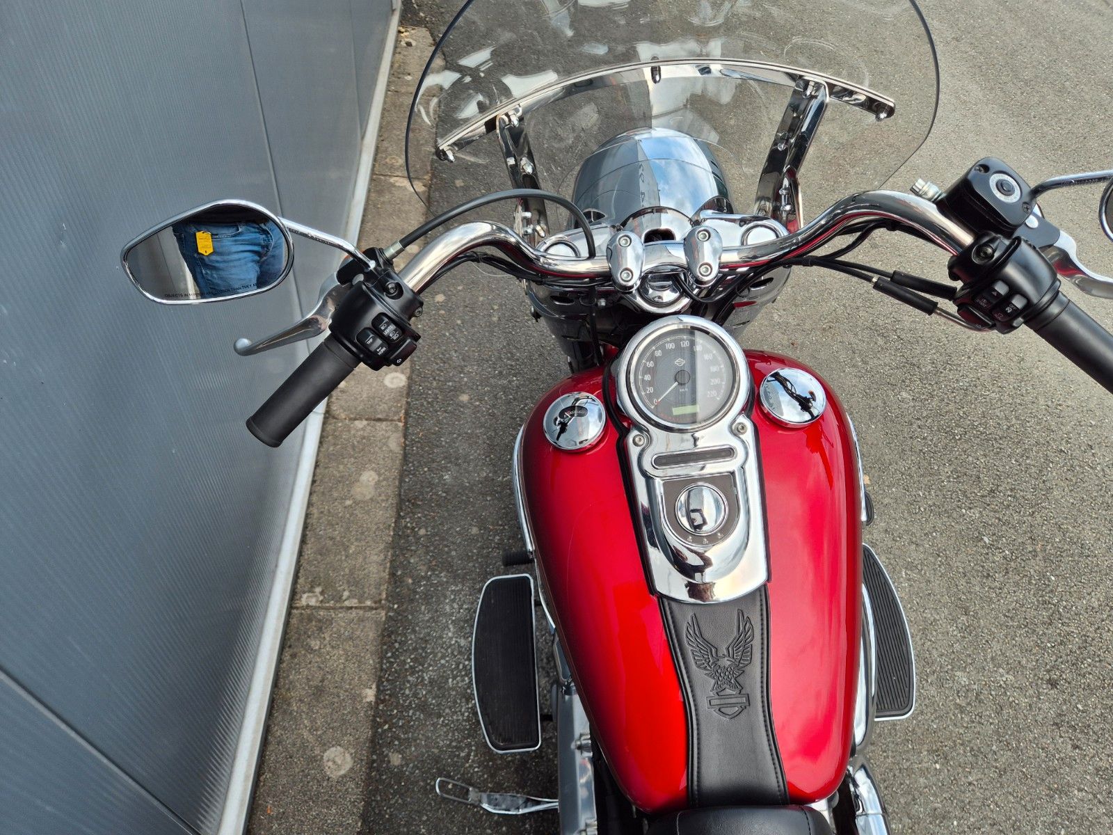 Fahrzeugabbildung Harley-Davidson FLD °°DYNA SWITCHBACK 2012°° * PENZL AUSPUFF *