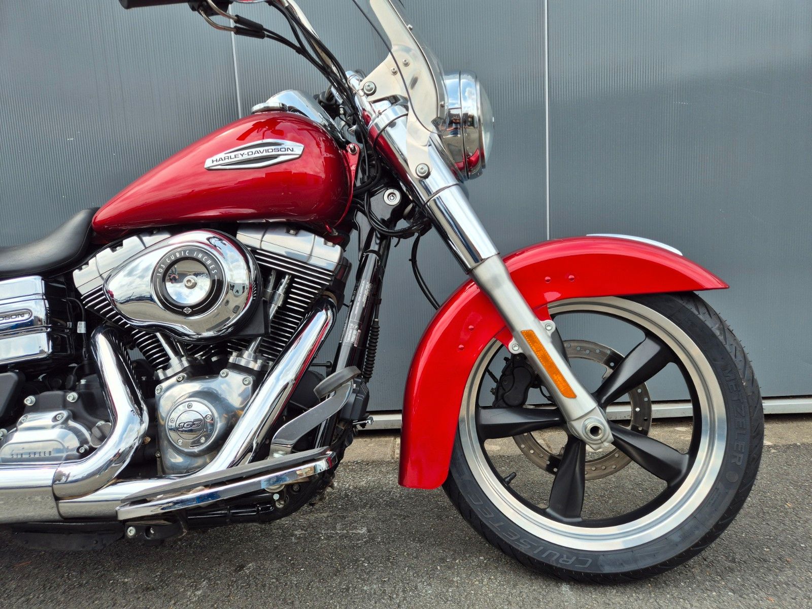 Fahrzeugabbildung Harley-Davidson FLD °°DYNA SWITCHBACK 2012°° * PENZL AUSPUFF *