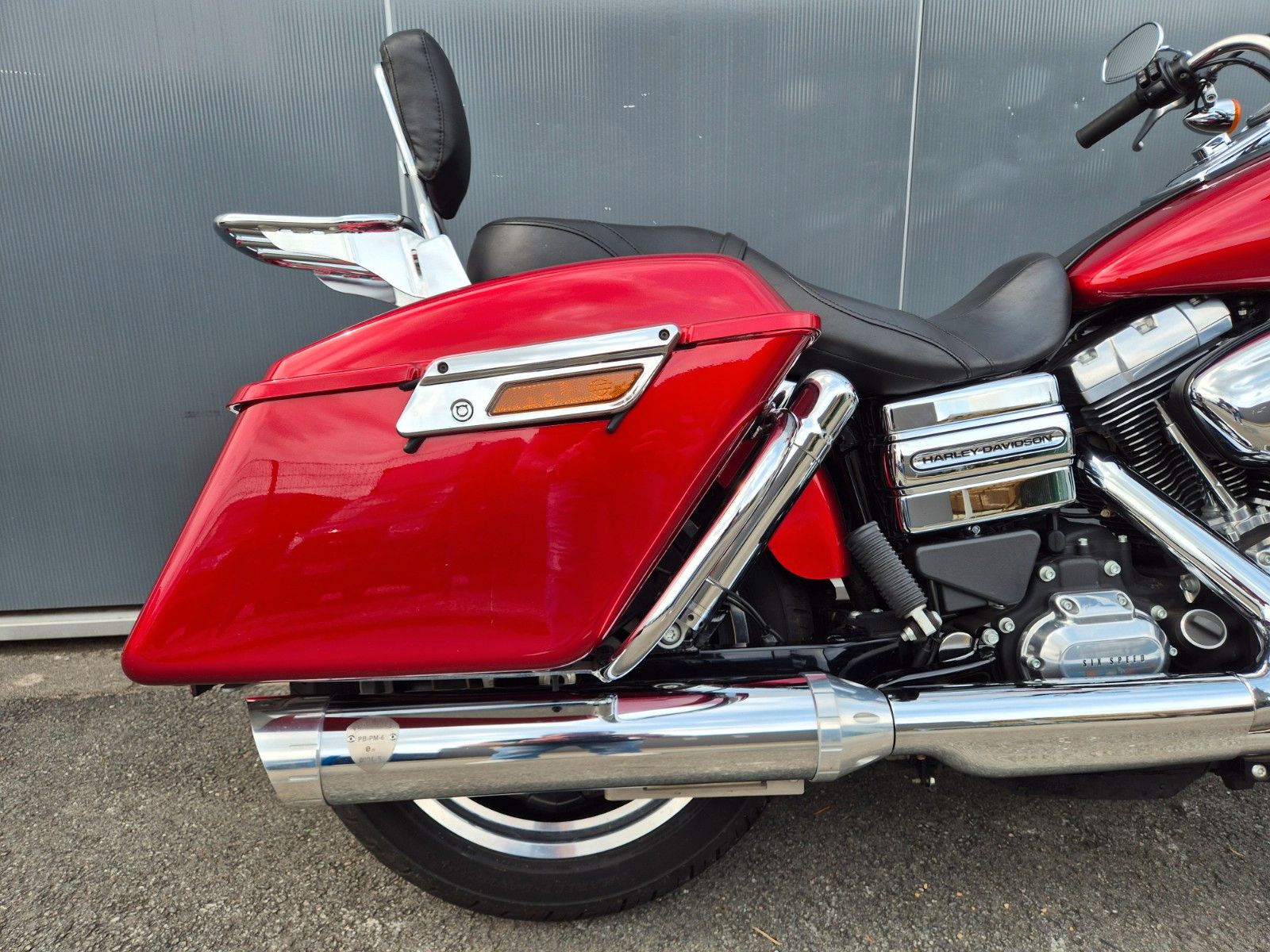 Fahrzeugabbildung Harley-Davidson FLD °°DYNA SWITCHBACK 2012°° * PENZL AUSPUFF *