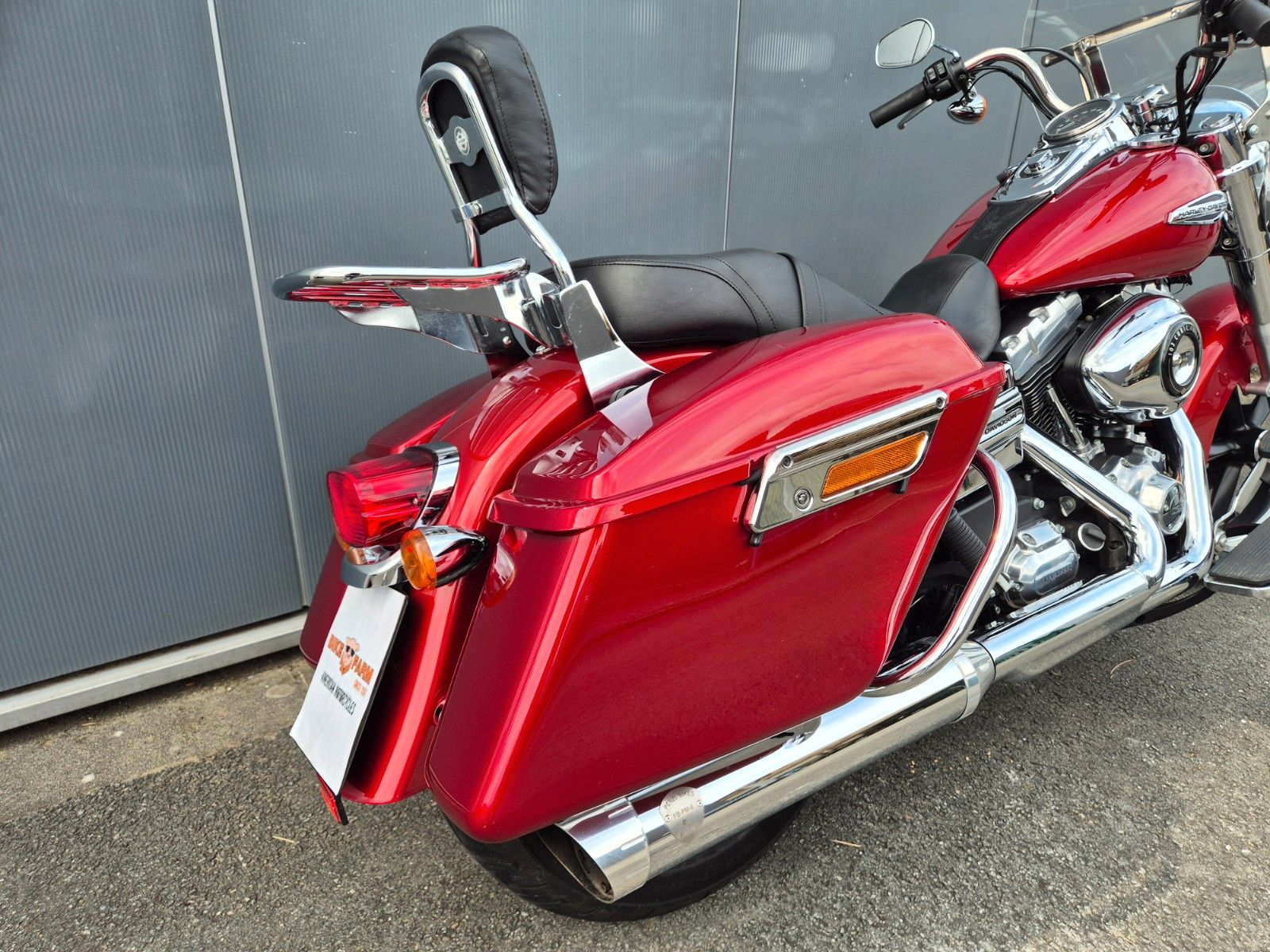 Fahrzeugabbildung Harley-Davidson FLD °°DYNA SWITCHBACK 2012°° * PENZL AUSPUFF *