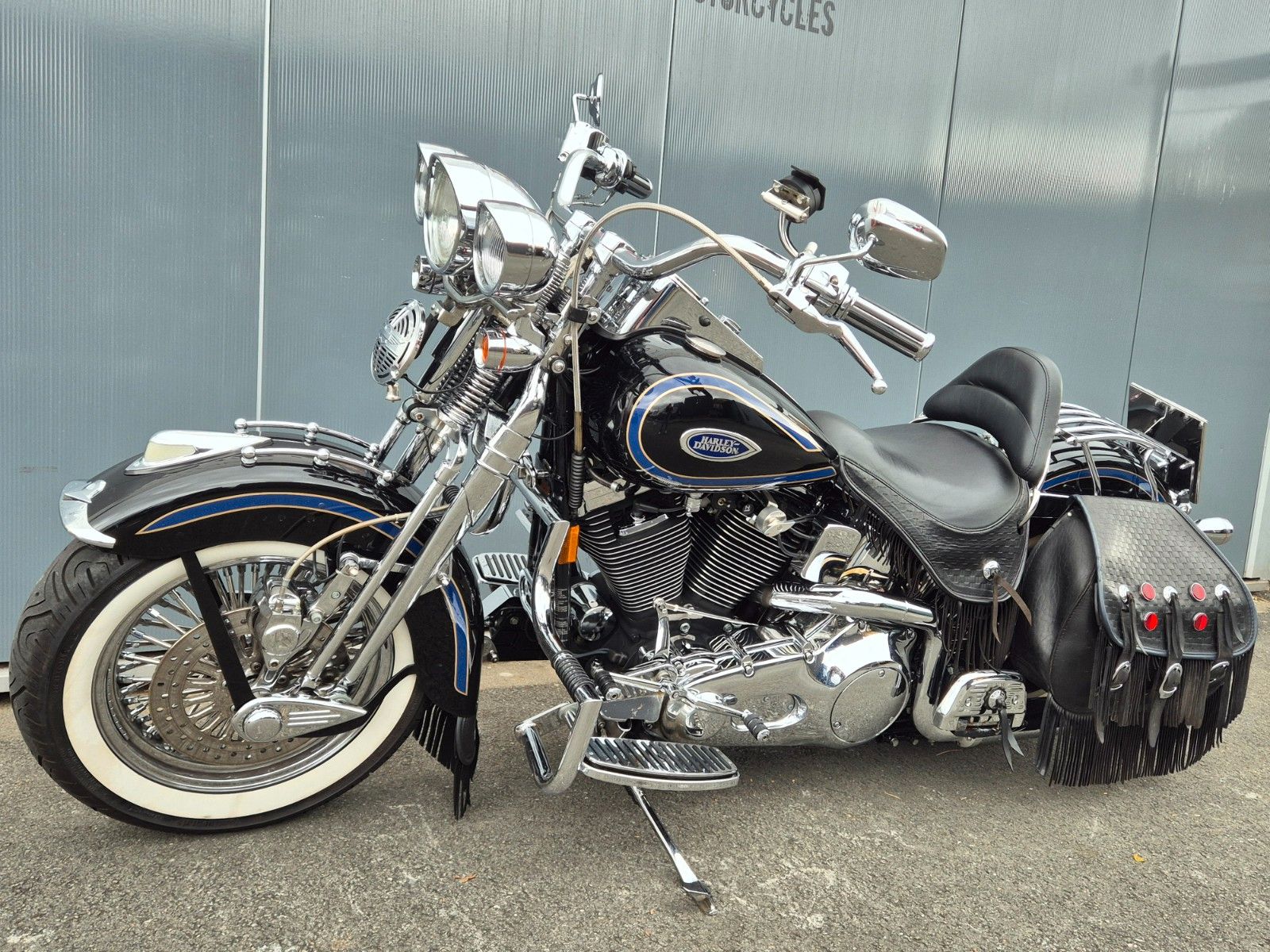 Fahrzeugabbildung Harley-Davidson FLSTS °°HERITAGE SPRINGER°° EVO-PENZL AUSPUFF