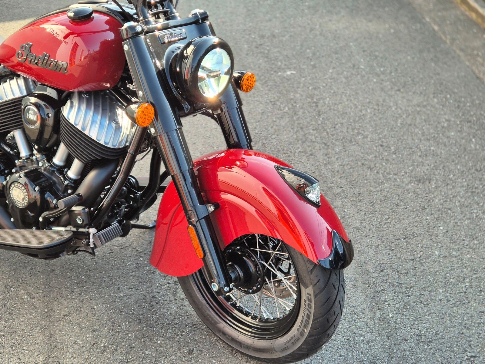 Fahrzeugabbildung Indian CHIEF VINTAGE * INDIAN RED * SOFORT VERFÜGBAR