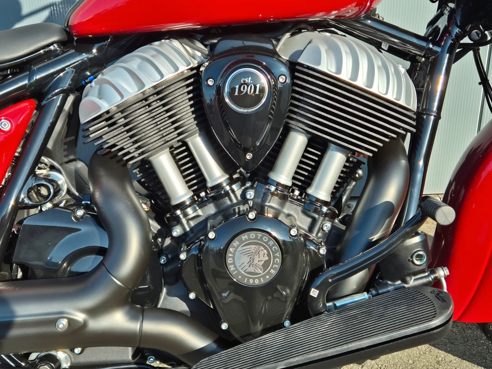 Fahrzeugabbildung Indian CHIEF VINTAGE * INDIAN RED * SOFORT VERFÜGBAR