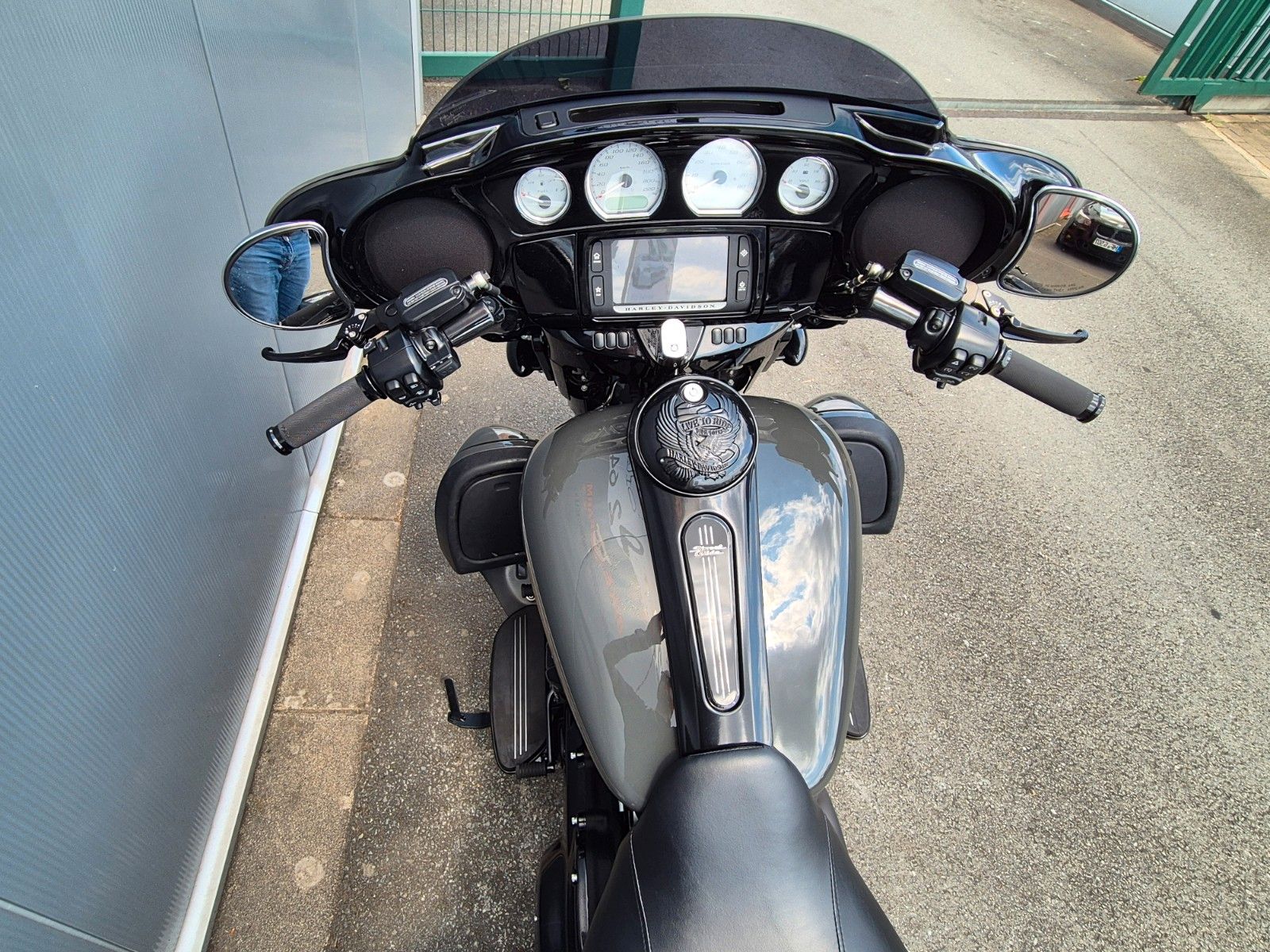 Fahrzeugabbildung Harley-Davidson FLHXS°°STREET GLIDE SPECIAL°° -5HD1-