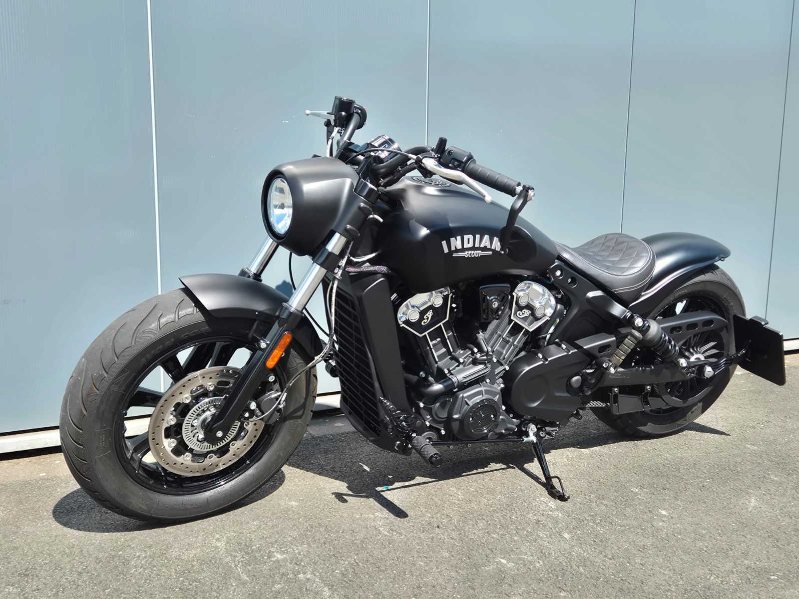 Fahrzeugabbildung Indian SCOUT BOBBER * BIKE-FARM CUSTOM * JEKILL&HYDE