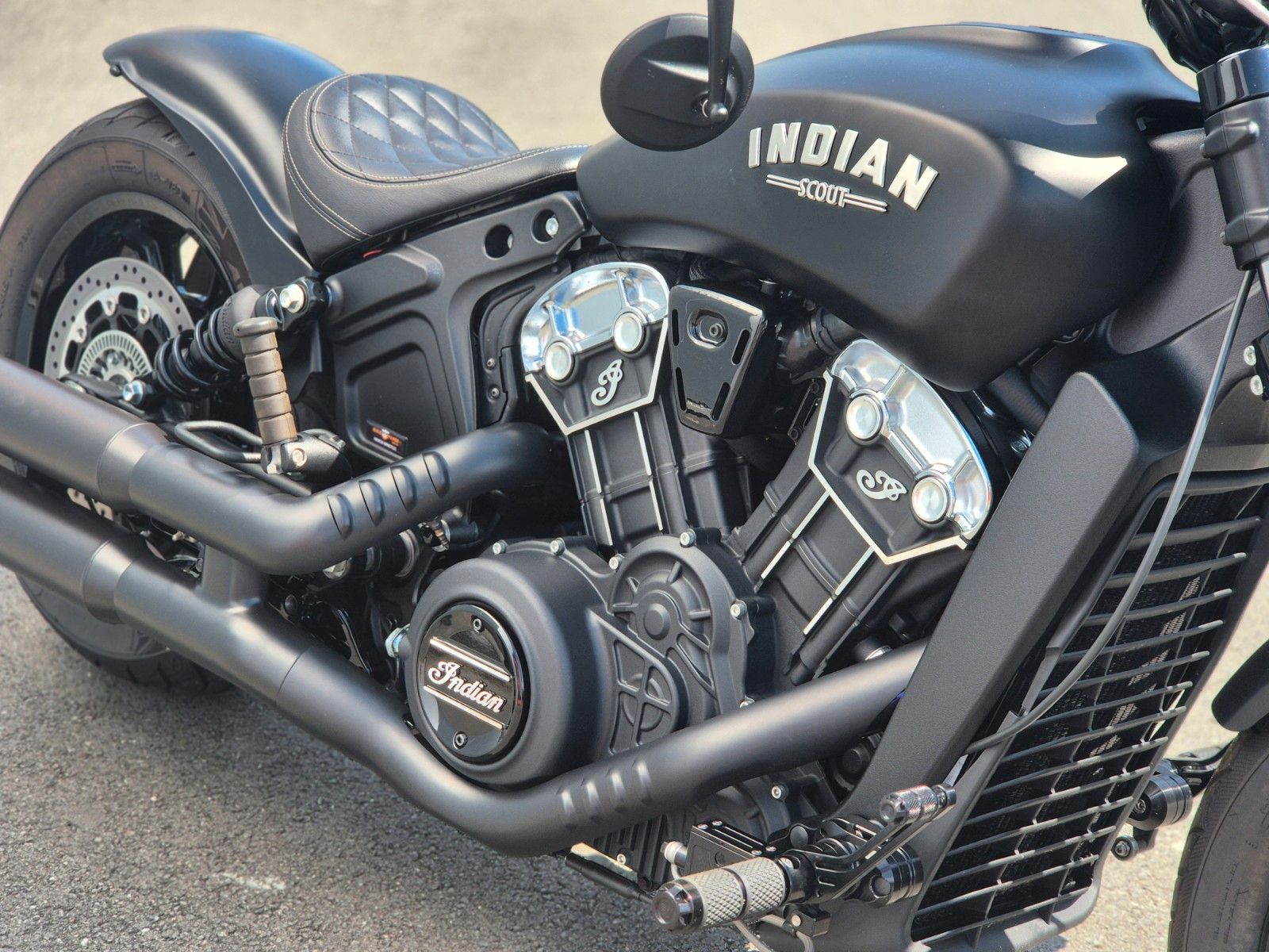 Fahrzeugabbildung Indian SCOUT BOBBER * BIKE-FARM CUSTOM * JEKILL&HYDE