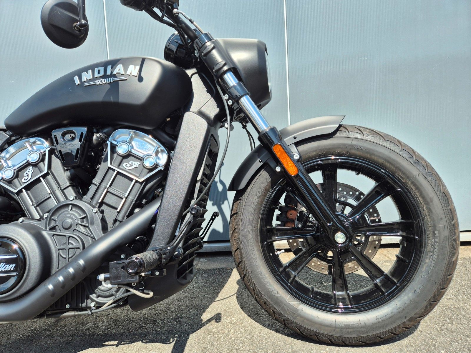 Fahrzeugabbildung Indian SCOUT BOBBER * BIKE-FARM CUSTOM * JEKILL&HYDE
