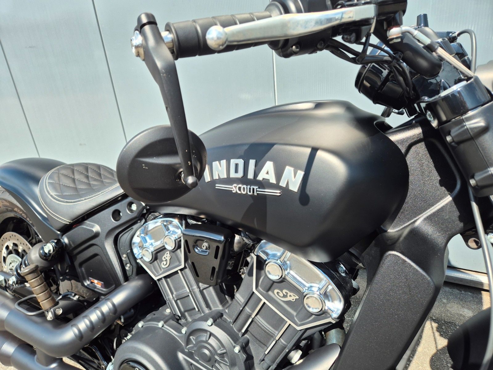 Fahrzeugabbildung Indian SCOUT BOBBER * BIKE-FARM CUSTOM * JEKILL&HYDE