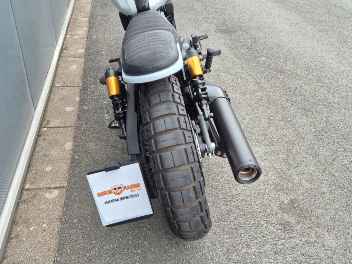 Fahrzeugabbildung Indian SCOUT 101 °°SCRAMBLER°° - BEACH SURFER -