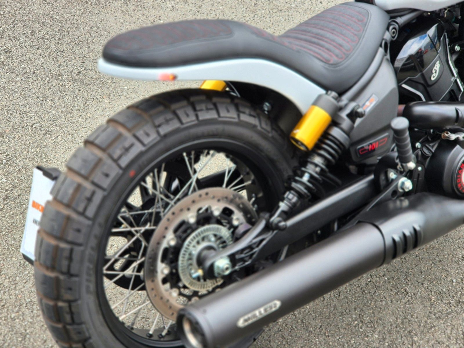 Fahrzeugabbildung Indian SCOUT 101 °°SCRAMBLER°° - BEACH SURFER -