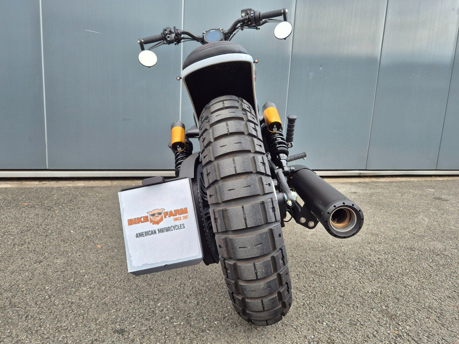 Fahrzeugabbildung Indian SCOUT 101 °°SCRAMBLER°° - BEACH SURFER -