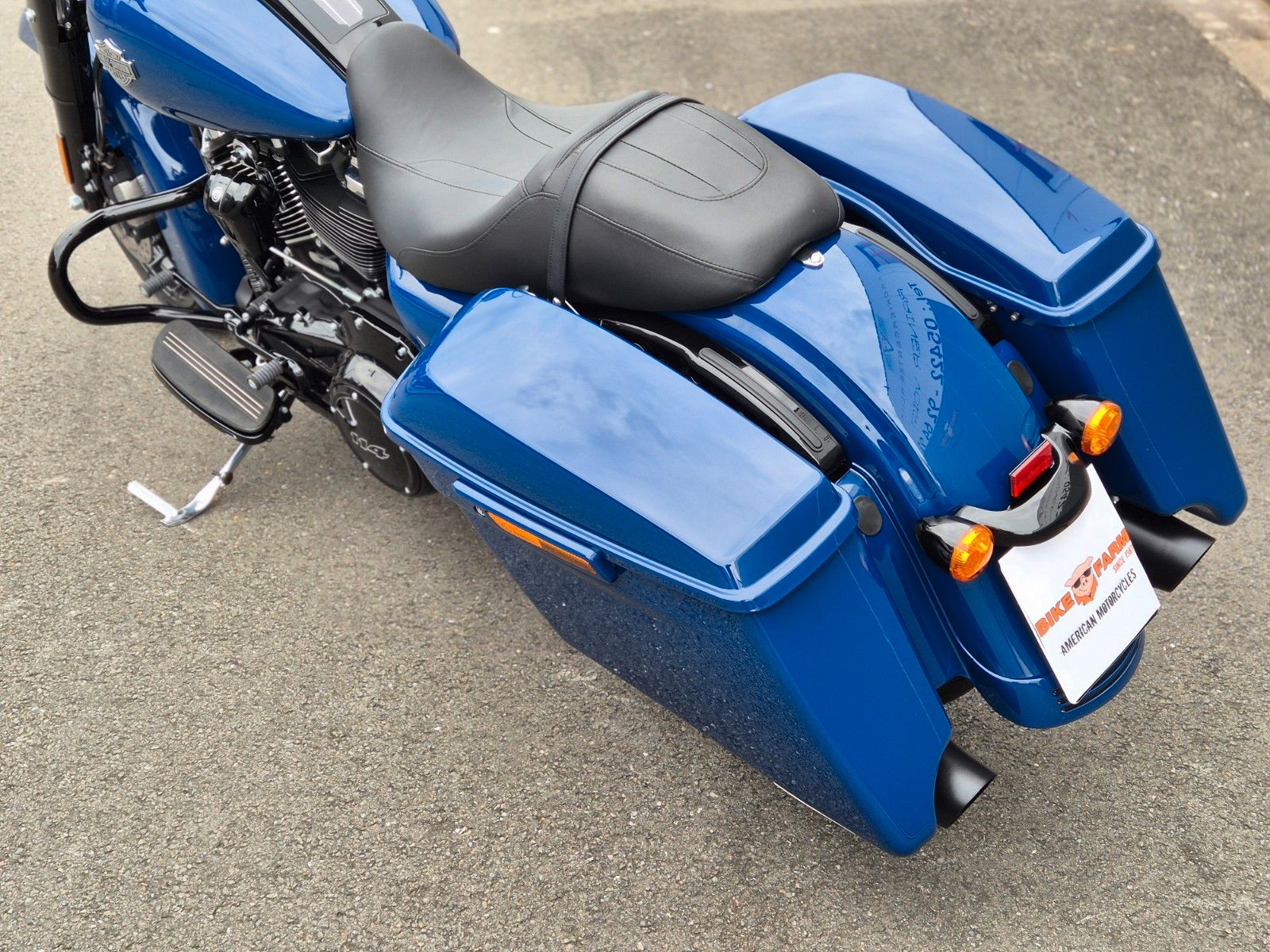 Fahrzeugabbildung Harley-Davidson FLHRSXS°°ROAD KING SPECIAL 114°°-DEUTSCH - 348km