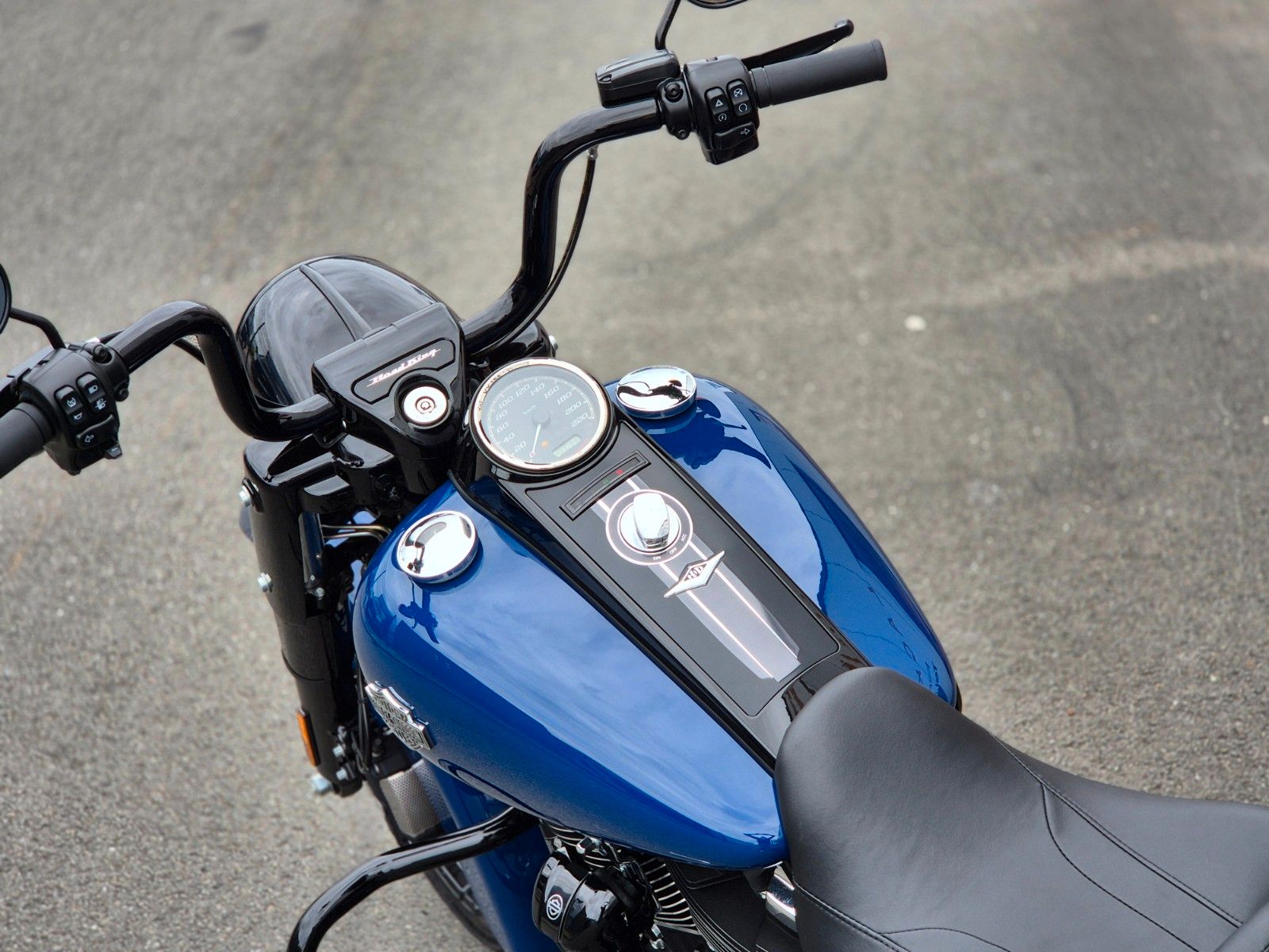 Fahrzeugabbildung Harley-Davidson FLHRSXS°°ROAD KING SPECIAL 114°°-DEUTSCH - 348km