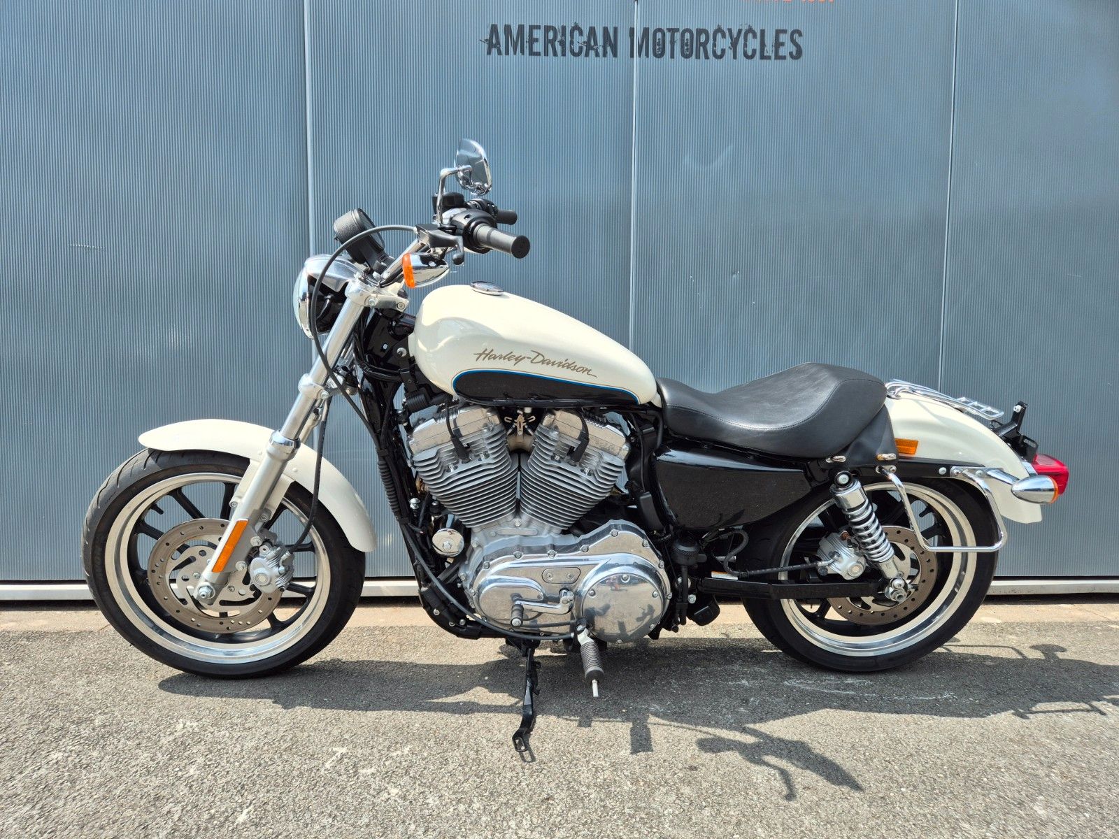 Fahrzeugabbildung Harley-Davidson XL883 L°°SuperLow°° *DEUTSCHES MODELL*
