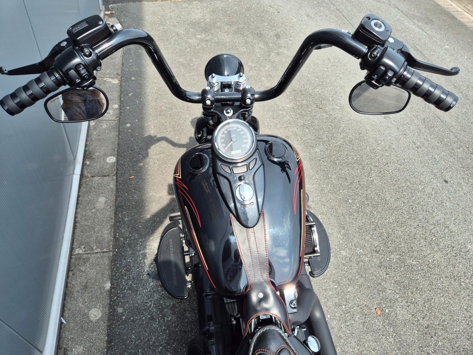 Fahrzeugabbildung Harley-Davidson FLSTSB °°CROSS BONES CUSTOM BOBBER°°