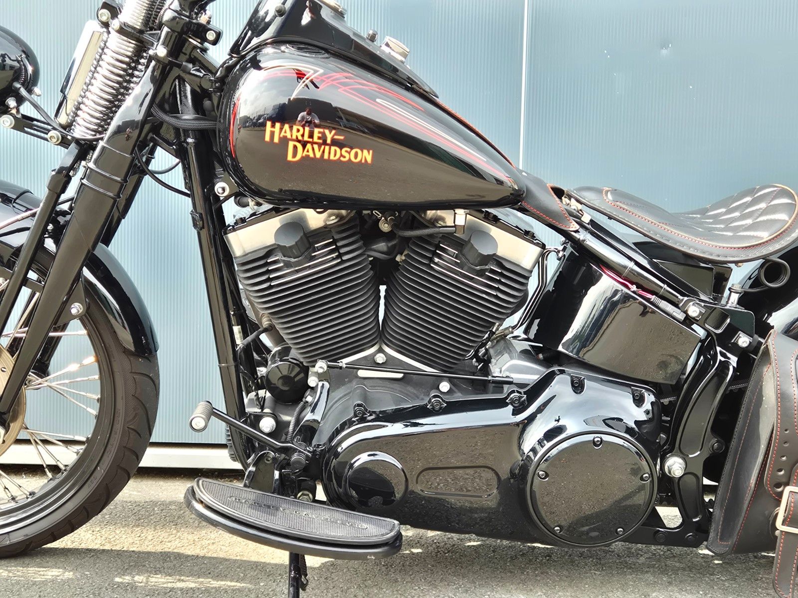 Fahrzeugabbildung Harley-Davidson FLSTSB °°CROSS BONES CUSTOM BOBBER°°