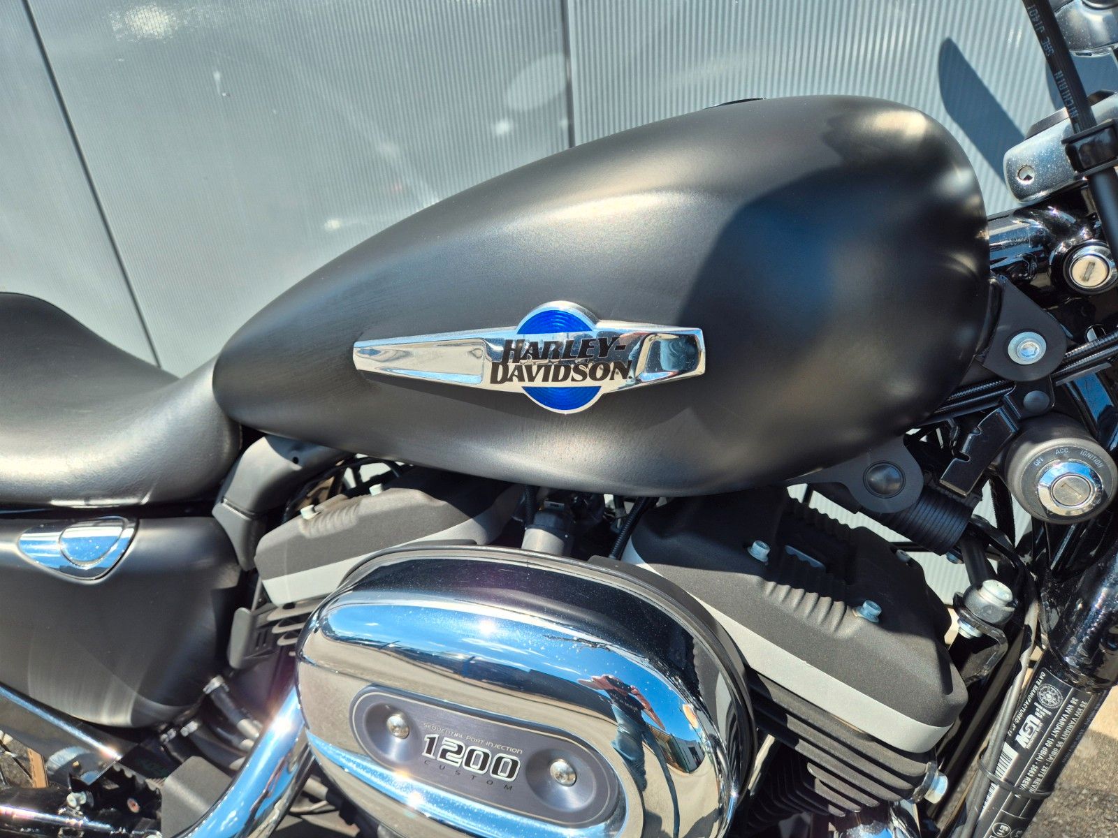 Fahrzeugabbildung Harley-Davidson XL1200 CB°°SPORTSTER CUSTOM BLACK°°PENZL AUSPUFF