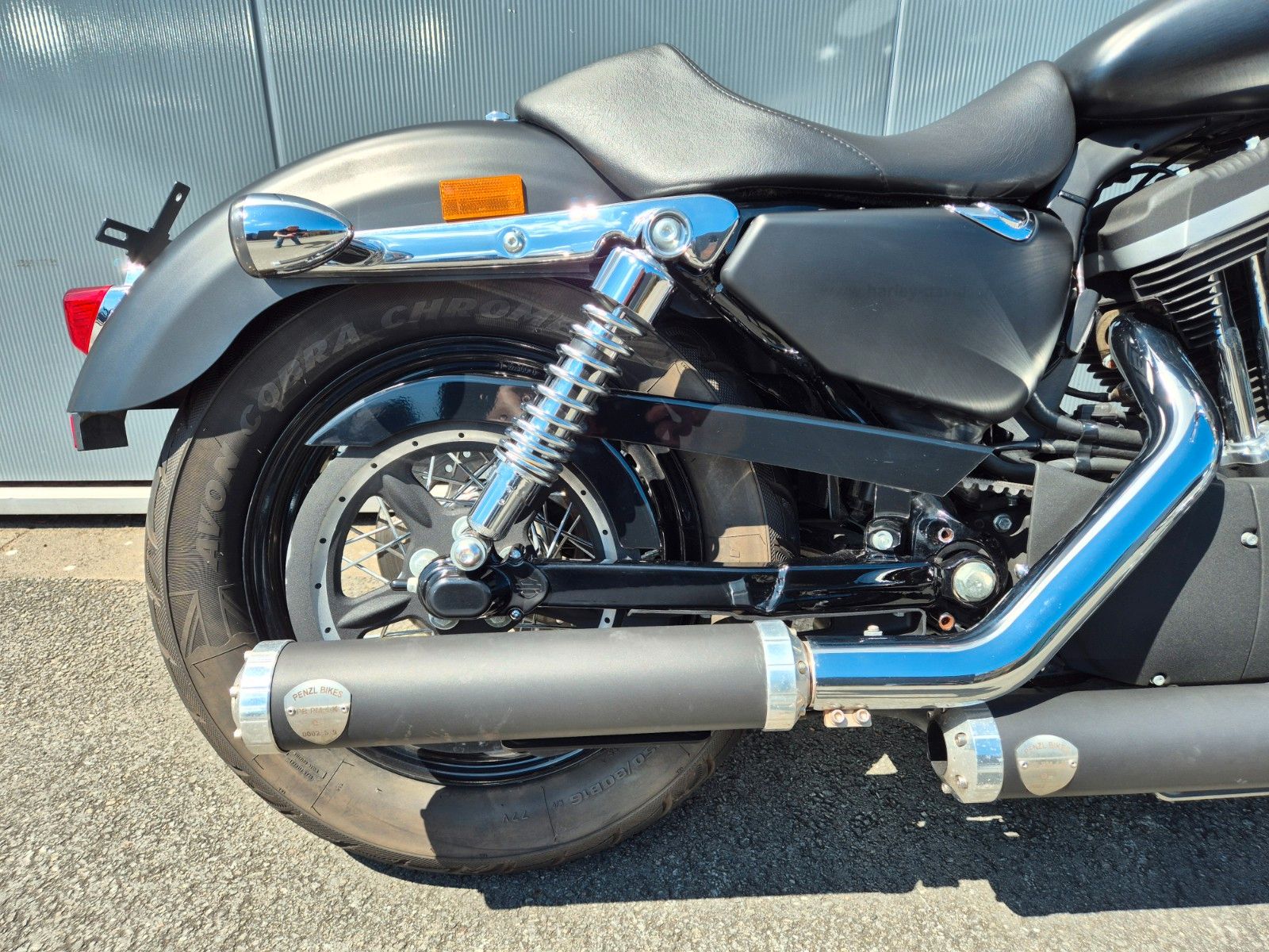 Fahrzeugabbildung Harley-Davidson XL1200 CB°°SPORTSTER CUSTOM BLACK°°PENZL AUSPUFF