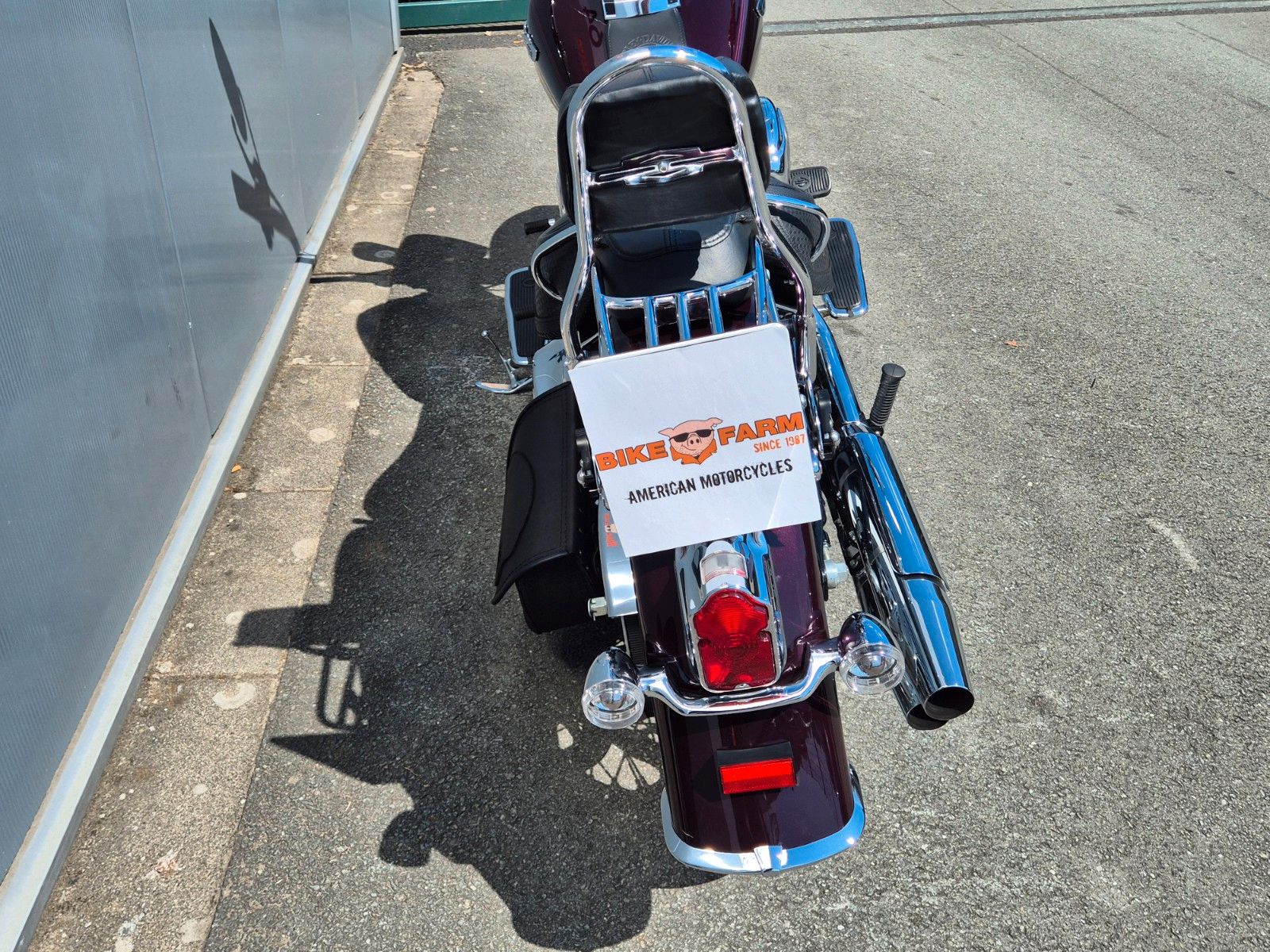 Fahrzeugabbildung Harley-Davidson FLSTN °°SOFTAIL DELUXE°° - BLACK CHERRY PEARL -