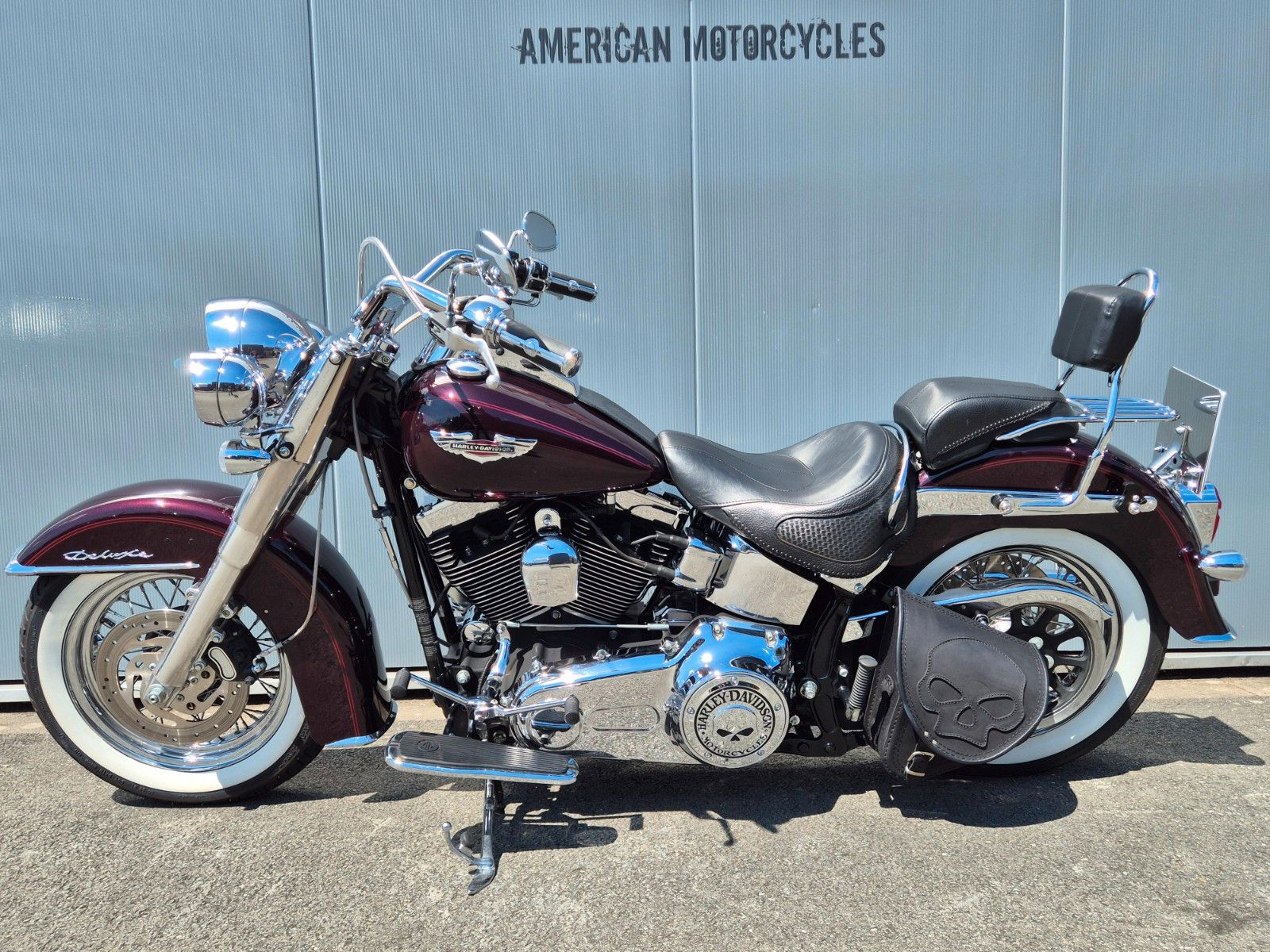 Fahrzeugabbildung Harley-Davidson FLSTN °°SOFTAIL DELUXE°° - BLACK CHERRY PEARL -