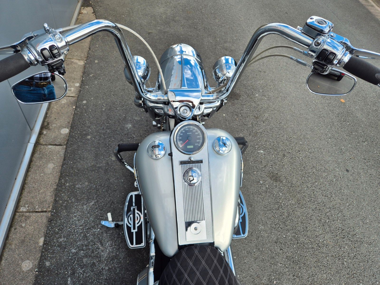 Fahrzeugabbildung Harley-Davidson FLHRC °°ROAD KING MEXICAN STYLE°° ***100th***