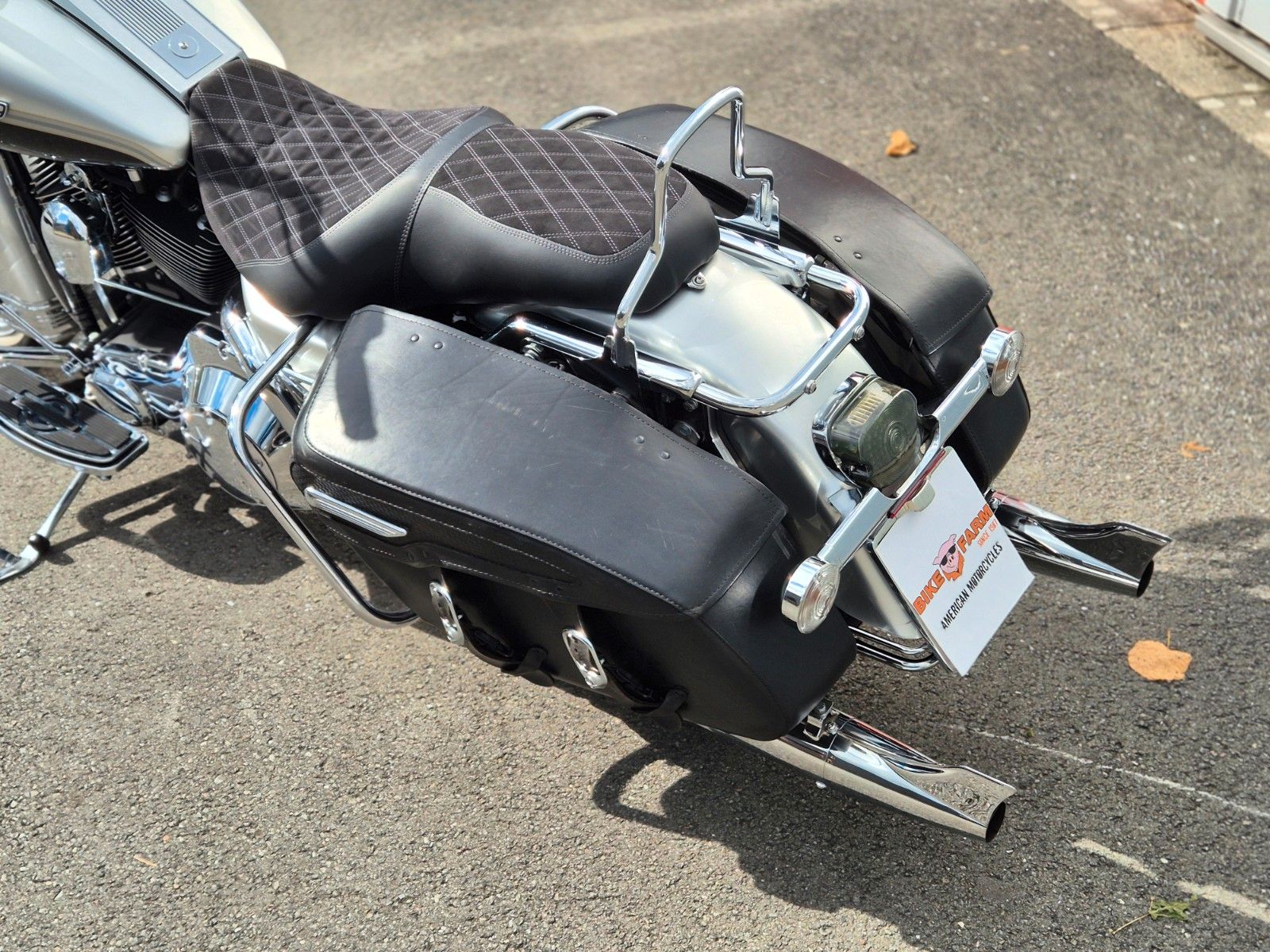 Fahrzeugabbildung Harley-Davidson FLHRC °°ROAD KING MEXICAN STYLE°° ***100th***