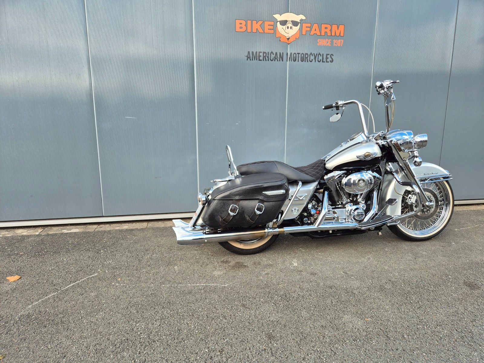 Fahrzeugabbildung Harley-Davidson FLHRC °°ROAD KING MEXICAN STYLE°° ***100th***
