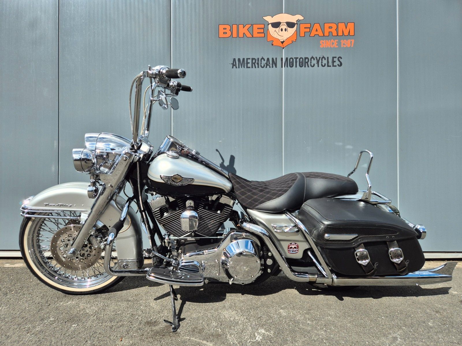 Fahrzeugabbildung Harley-Davidson FLHRC °°ROAD KING MEXICAN STYLE°° ***100th***