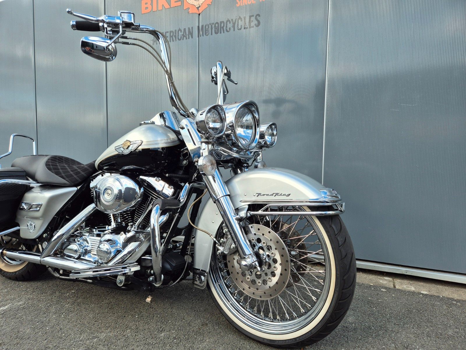 Fahrzeugabbildung Harley-Davidson FLHRC °°ROAD KING MEXICAN STYLE°° ***100th***