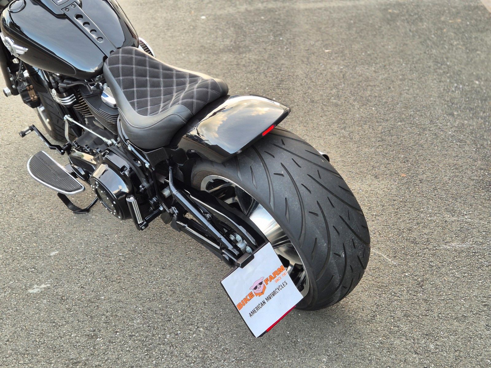 Fahrzeugabbildung Harley-Davidson FLFBS °°FAT BOY M8 CUSTOM°° - JEKILL&HYDE -