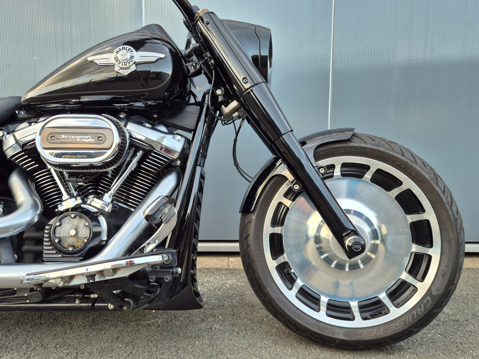 Fahrzeugabbildung Harley-Davidson FLFBS °°FAT BOY M8 CUSTOM°° - JEKILL&HYDE -