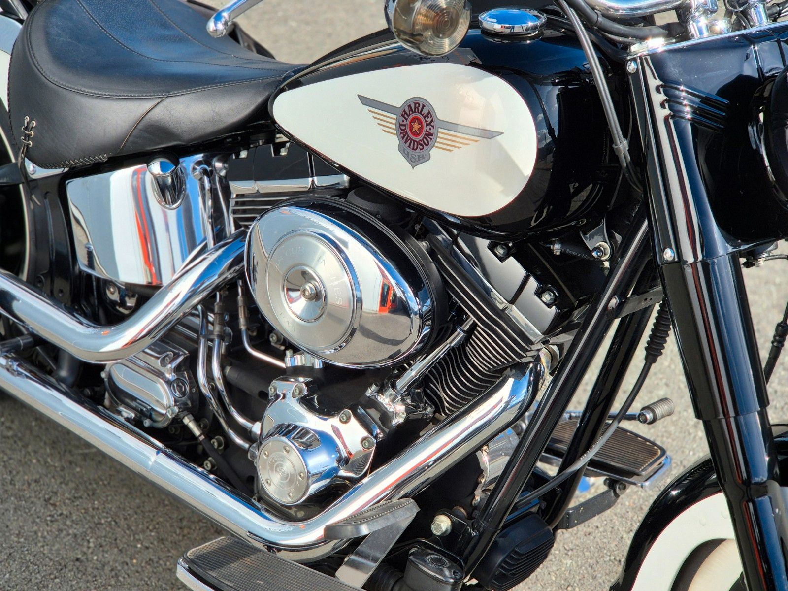 Fahrzeugabbildung Harley-Davidson FLSTF°°FAT BOY -KULTBIKE-°° JEKILL&HYDE-VERGASER