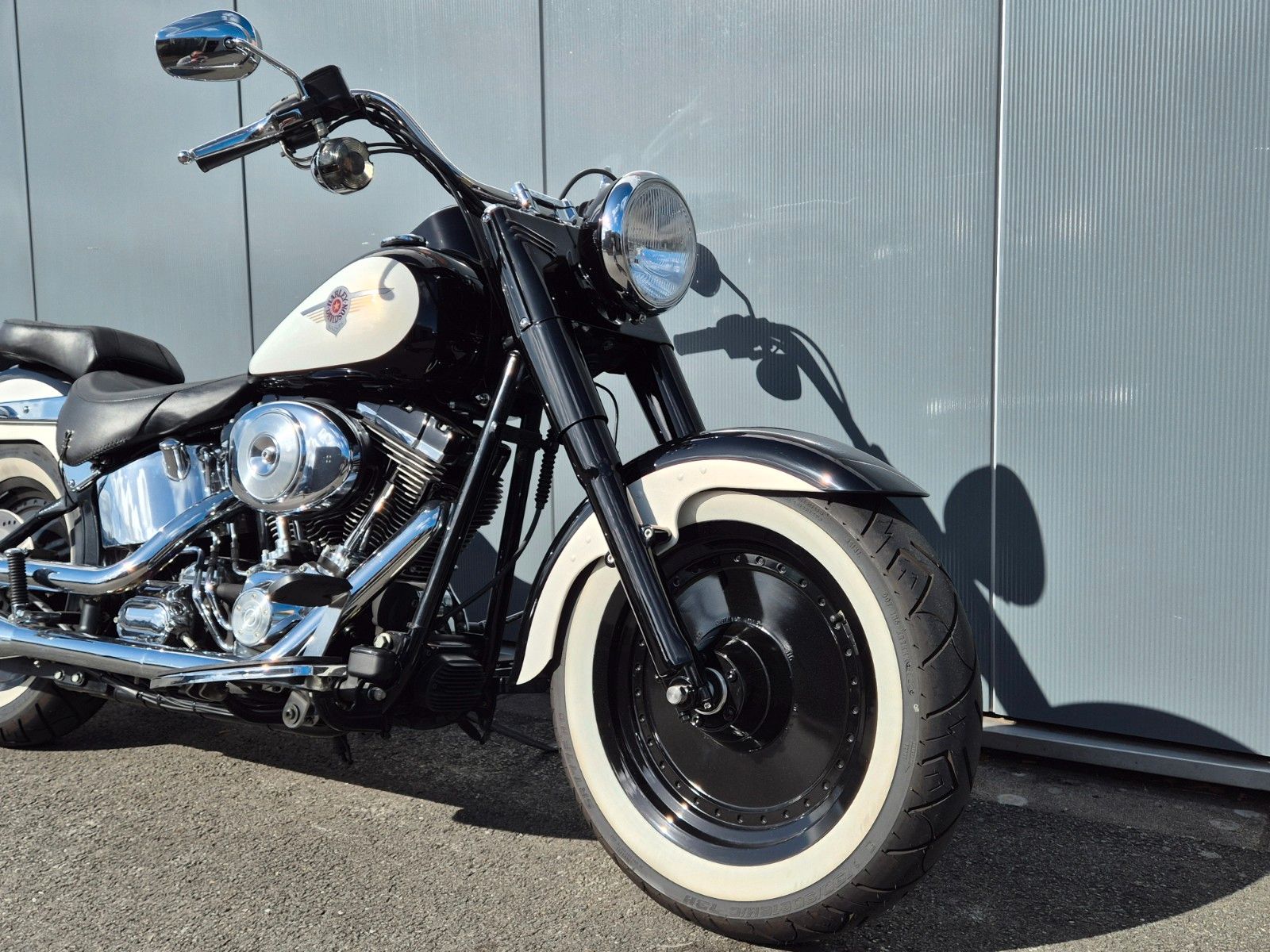 Fahrzeugabbildung Harley-Davidson FLSTF°°FAT BOY -KULTBIKE-°° JEKILL&HYDE-VERGASER