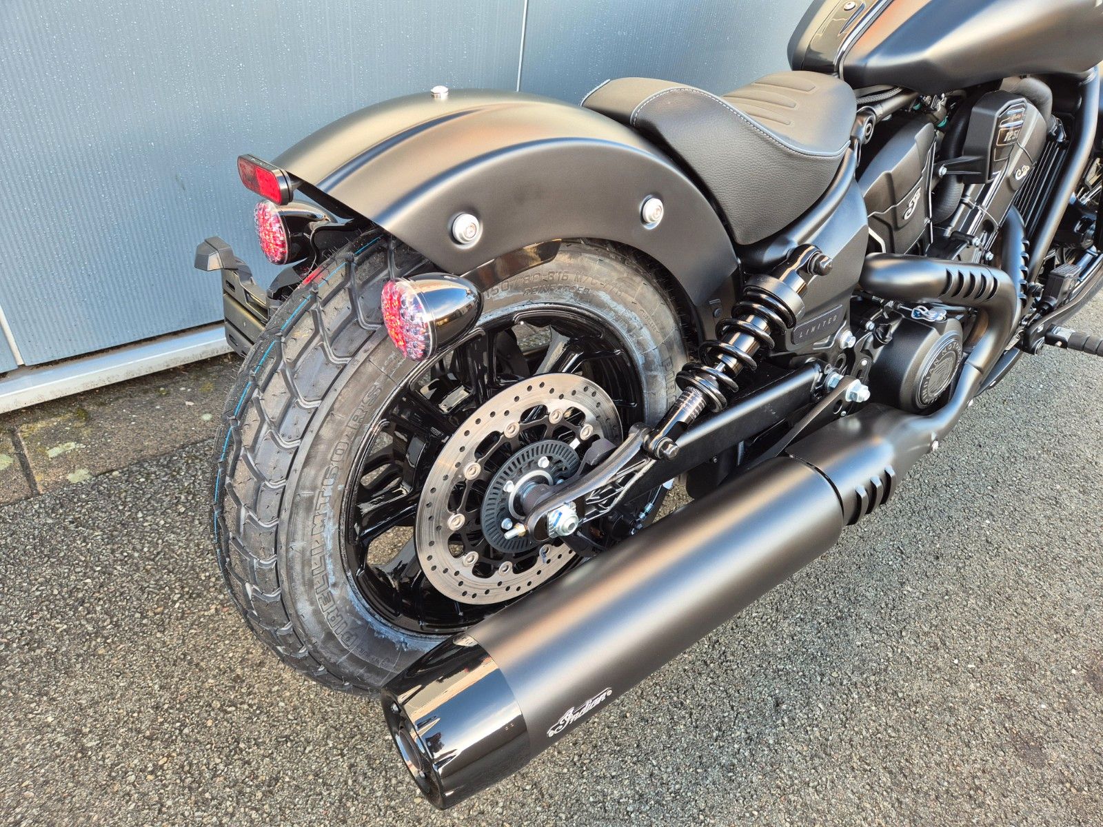 Fahrzeugabbildung Indian SCOUT BOBBER LIMITED+TECH 2026 -BLACK BOBBER-