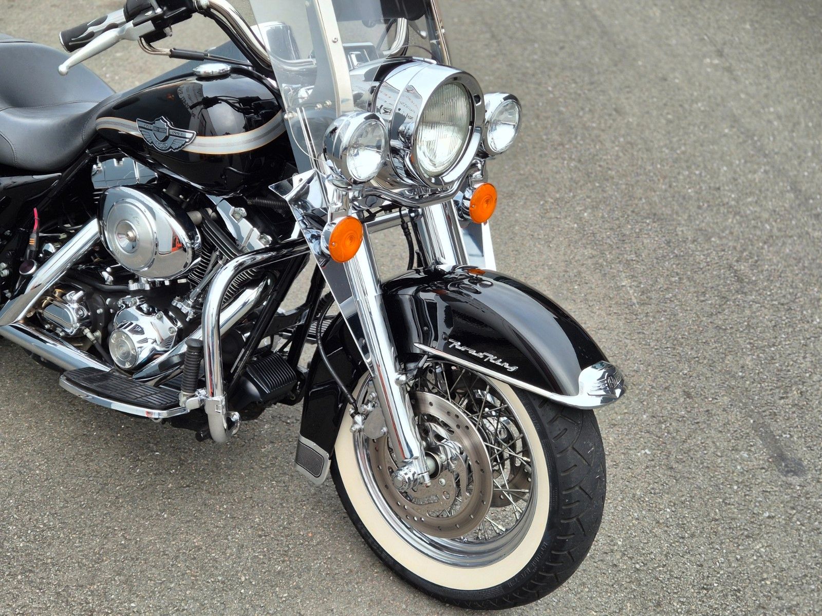 Fahrzeugabbildung Harley-Davidson FLHRC °°ROAD KING CLASSIC°° DEUTSCH - 2.HAND -