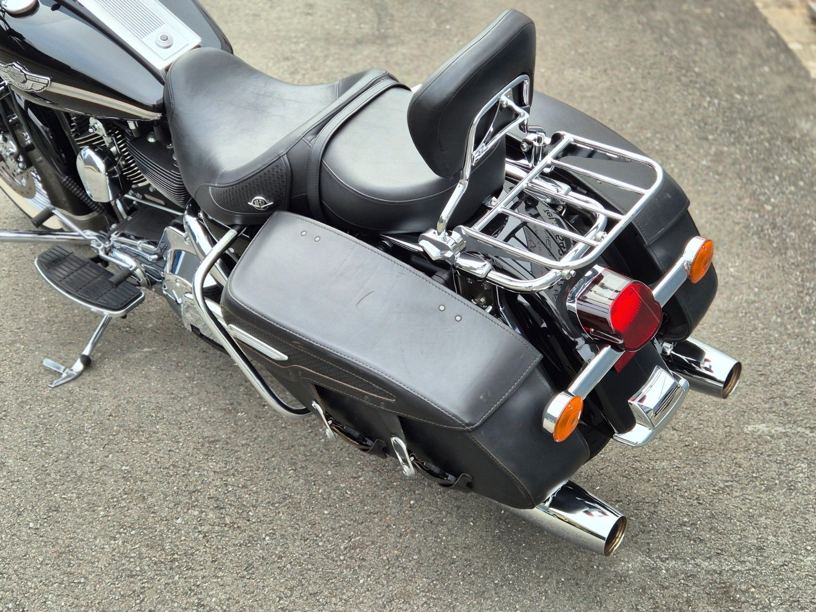 Fahrzeugabbildung Harley-Davidson FLHRC °°ROAD KING CLASSIC°° DEUTSCH - 2.HAND -