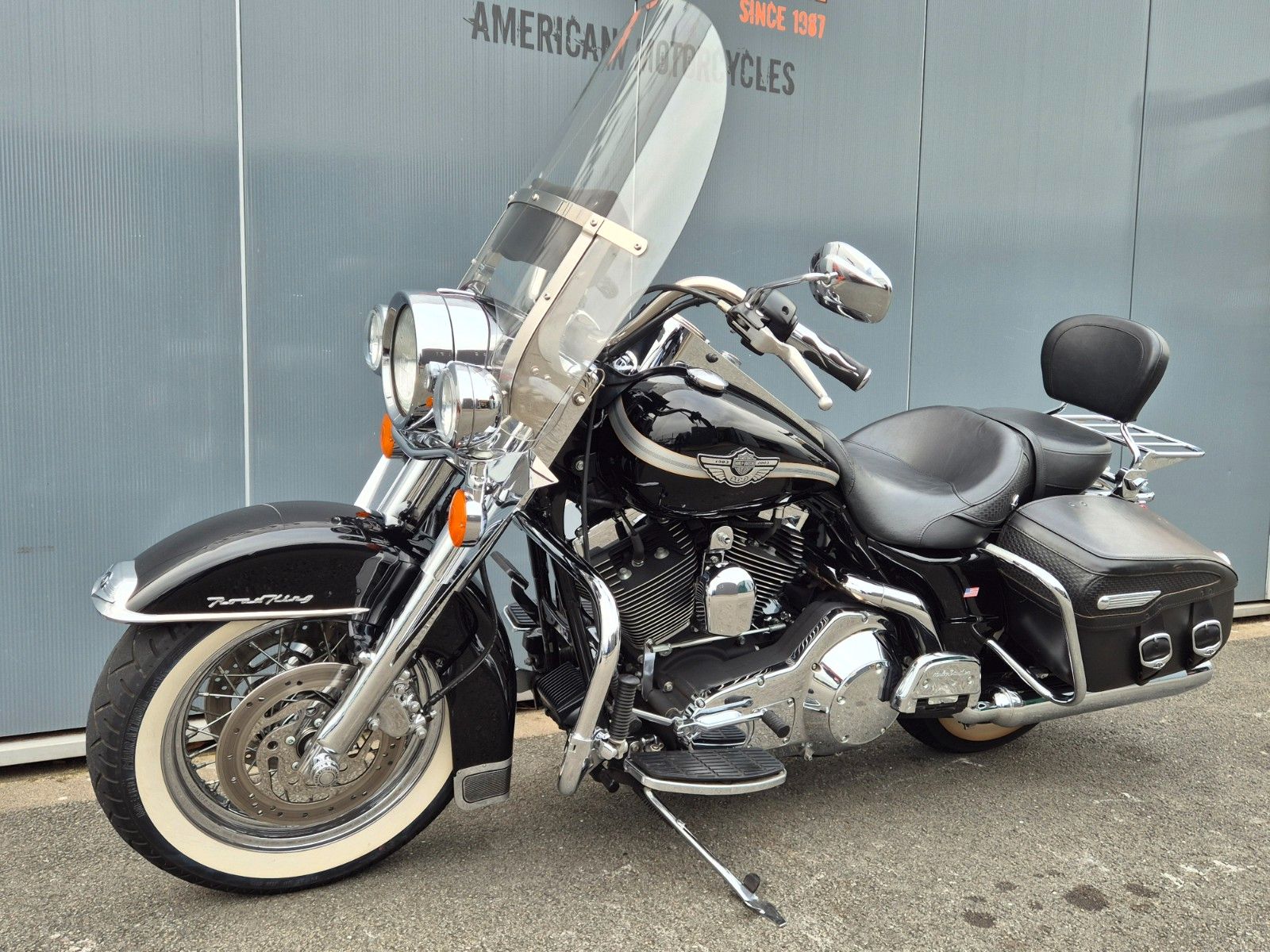 Fahrzeugabbildung Harley-Davidson FLHRC °°ROAD KING CLASSIC°° DEUTSCH - 2.HAND -