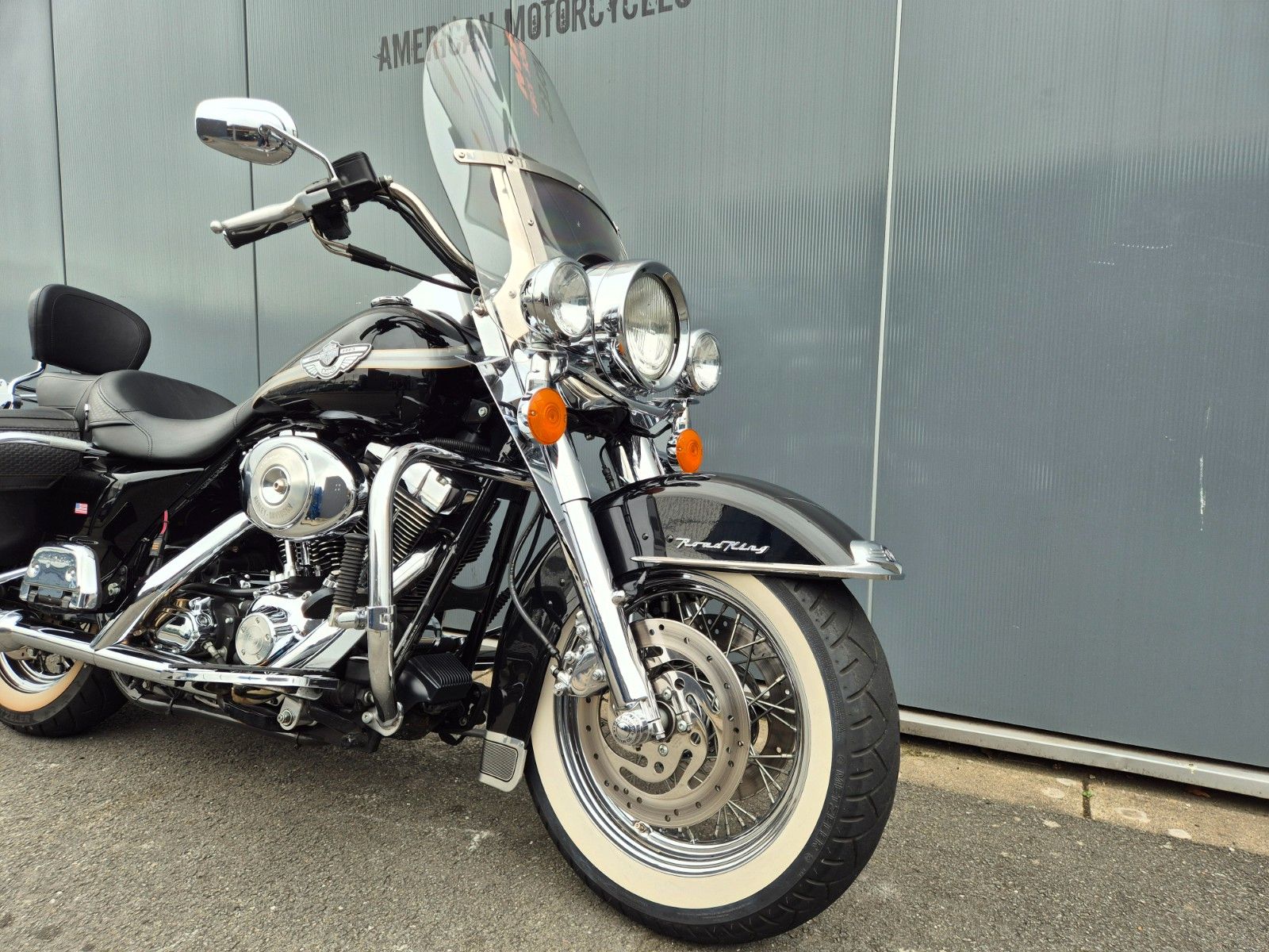 Fahrzeugabbildung Harley-Davidson FLHRC °°ROAD KING CLASSIC°° DEUTSCH - 2.HAND -