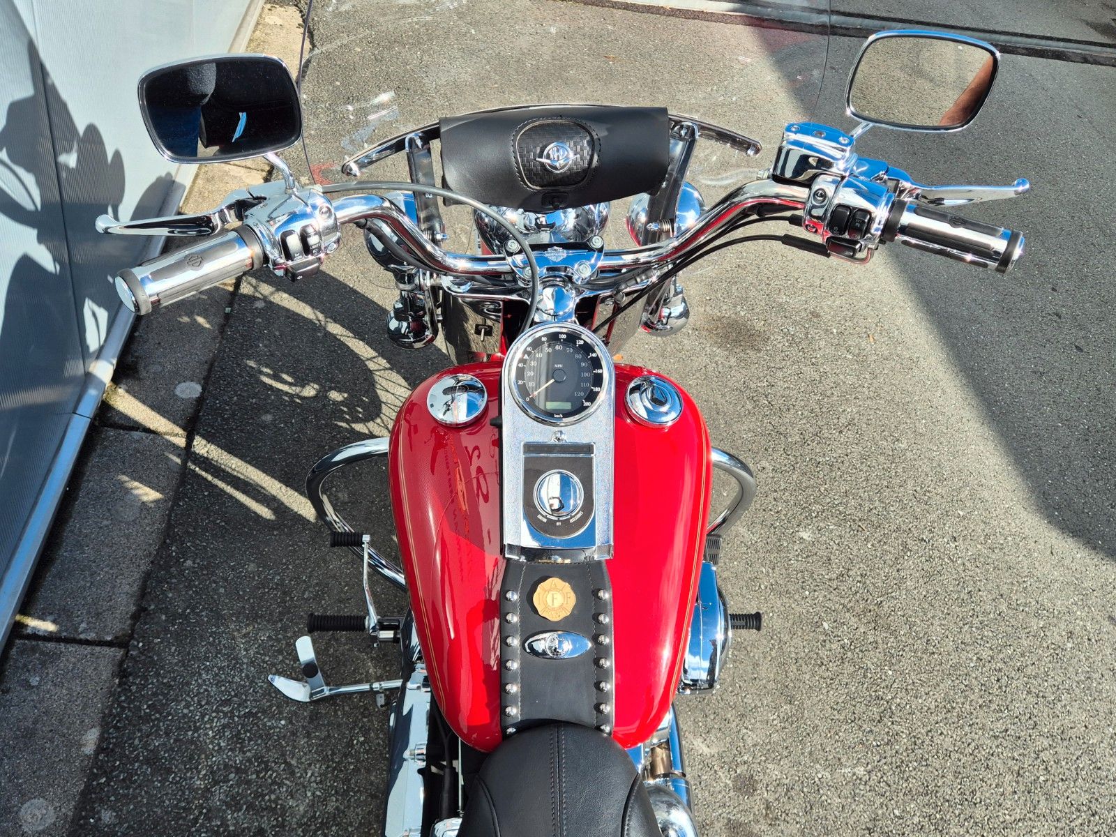 Fahrzeugabbildung Harley-Davidson FLSTC °°HERITAGE SOFTAIL°° -FIREFIGHTER EDITION-