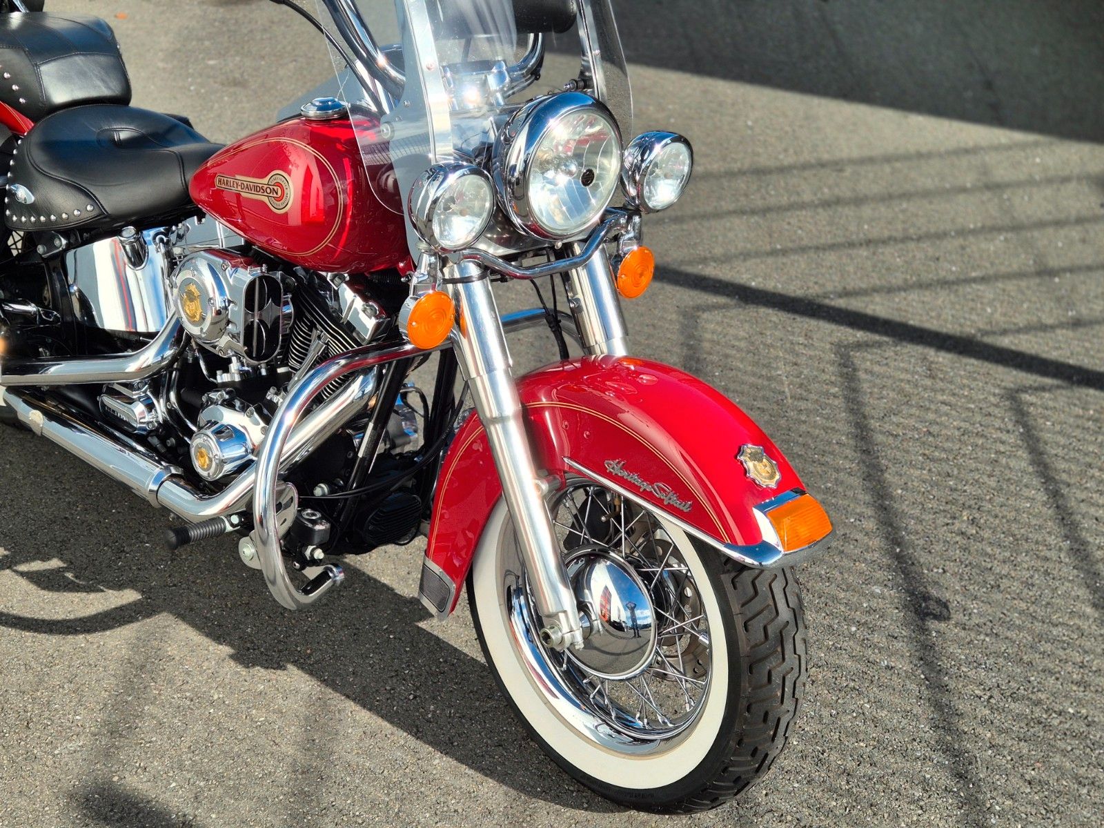 Fahrzeugabbildung Harley-Davidson FLSTC °°HERITAGE SOFTAIL°° -FIREFIGHTER EDITION-