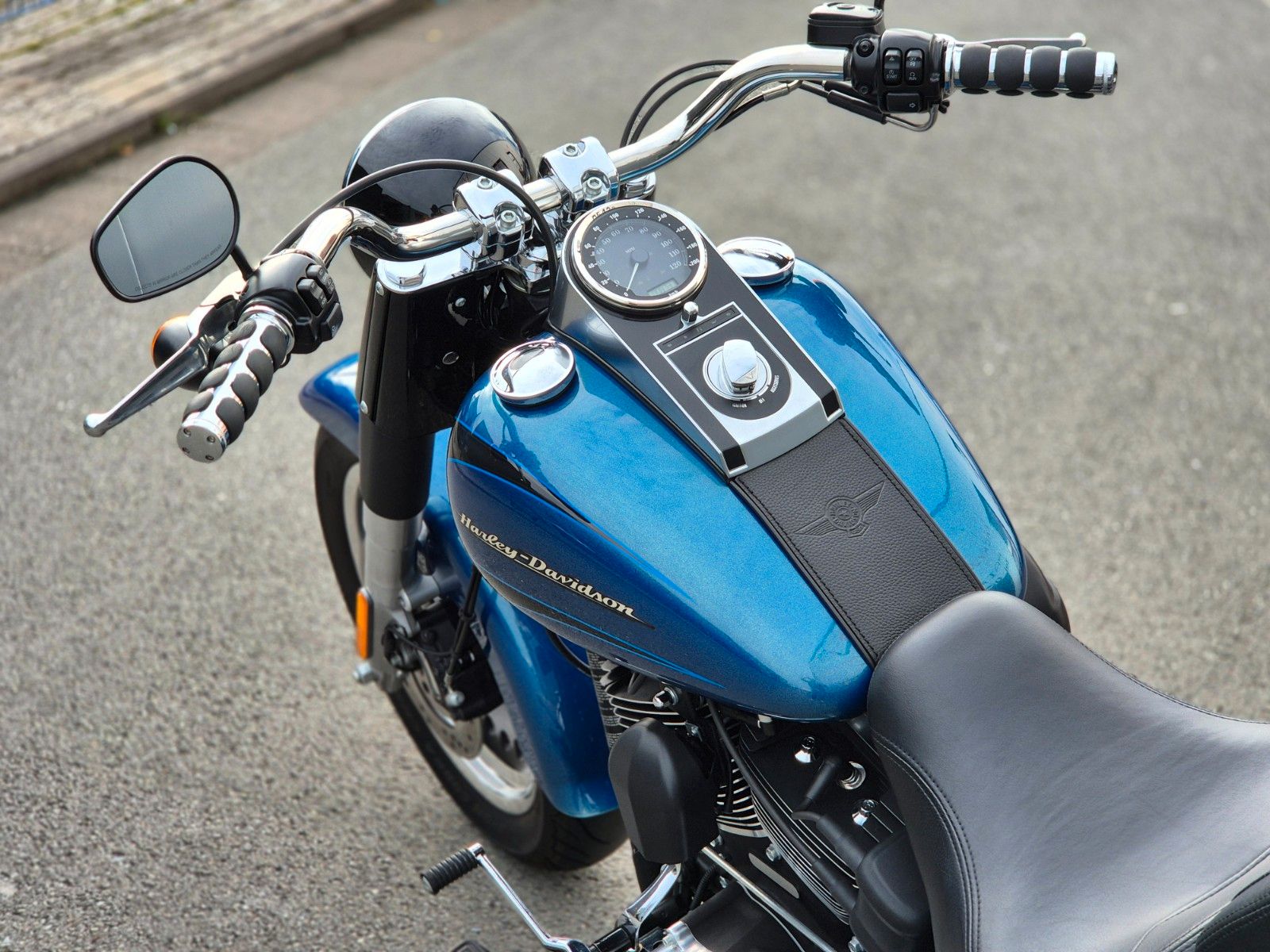 Fahrzeugabbildung Harley-Davidson FLSTFB °° FAT BOY SPECIAL °° -VANCE&HINES- *ABE*