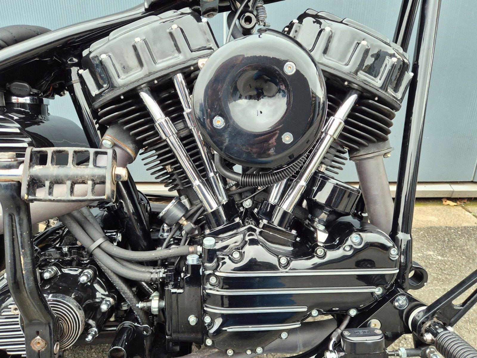 Fahrzeugabbildung Harley-Davidson FL°°PANHEAD S&S SCHWEDENCHOPPER°°-BLACK BEAUTY-