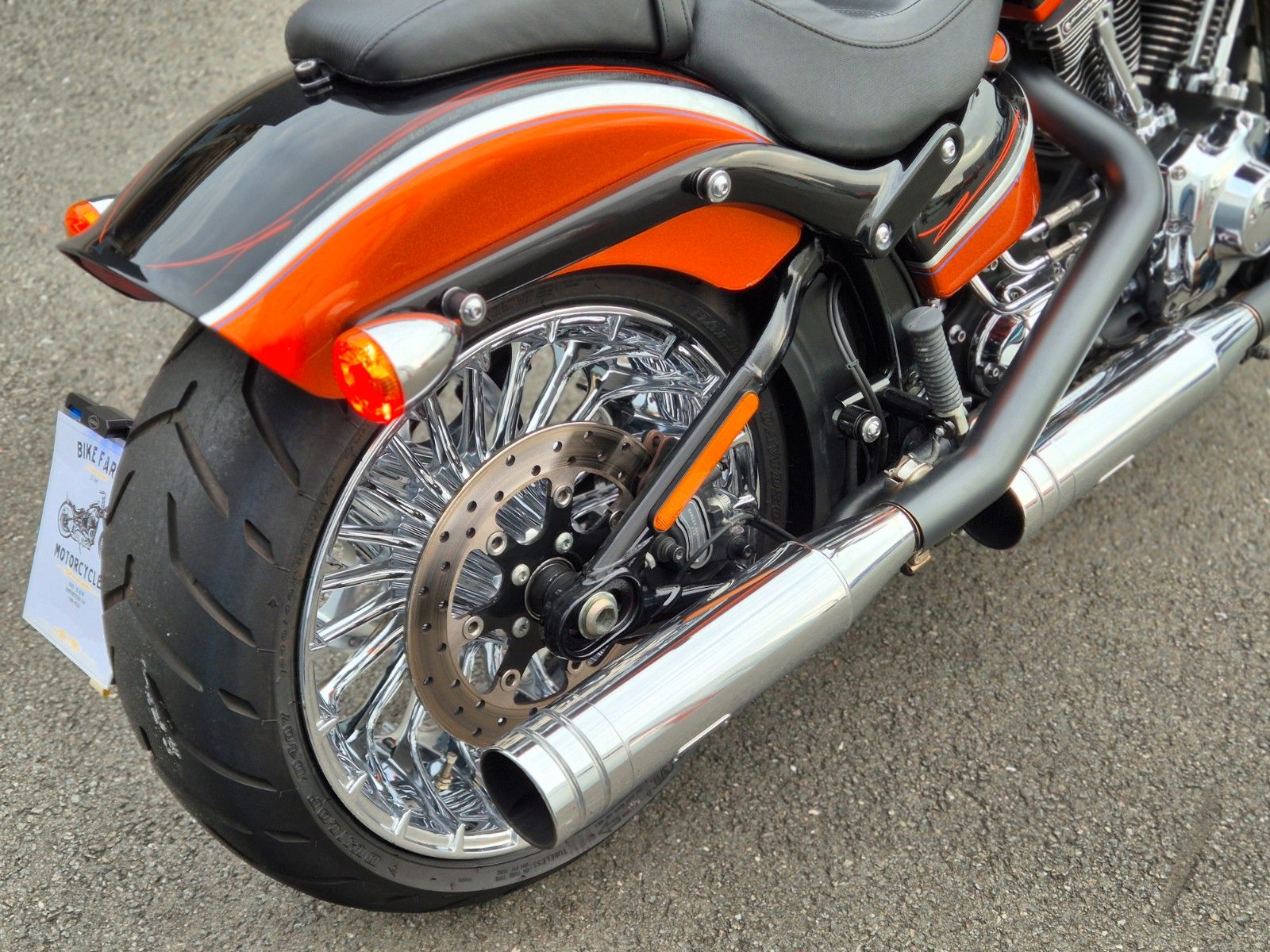 Fahrzeugabbildung Harley-Davidson FXSB °°BREAKOUT 110 CUSTOM°° -JEKILL&HYDE-