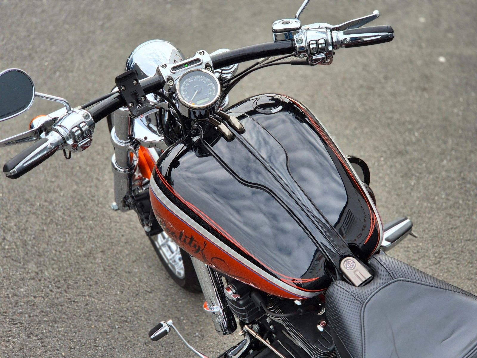 Fahrzeugabbildung Harley-Davidson FXSB °°BREAKOUT 110 CUSTOM°° -JEKILL&HYDE-