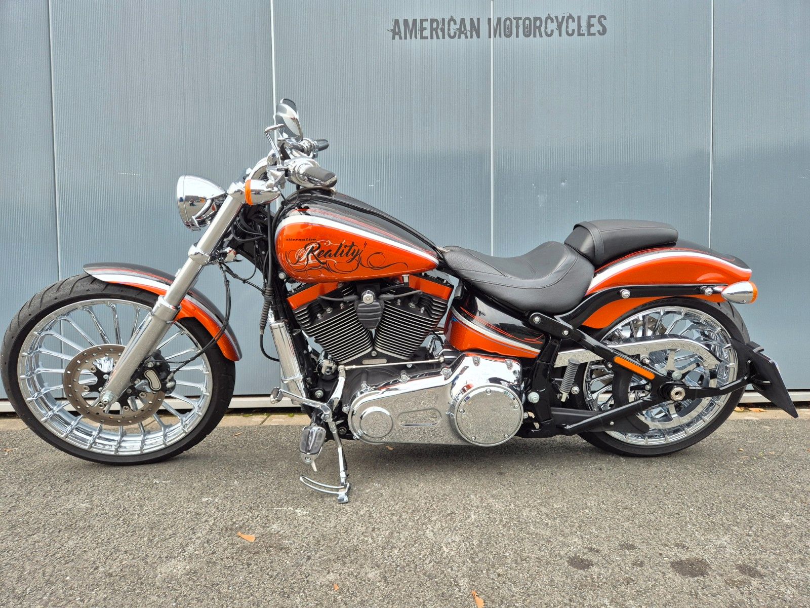Fahrzeugabbildung Harley-Davidson FXSB °°BREAKOUT 110 CUSTOM°° -JEKILL&HYDE-